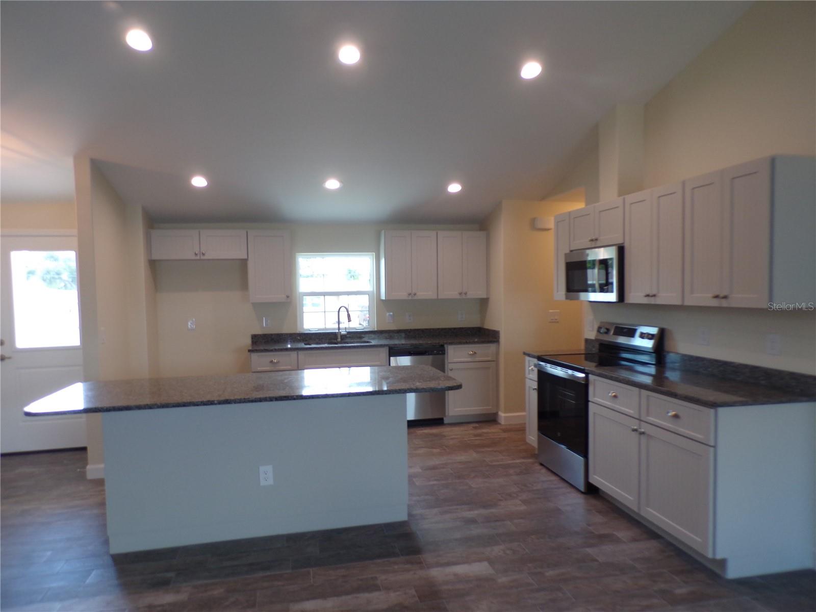 3112 PINETREE ST, PORT CHARLOTTE, FL, 33952