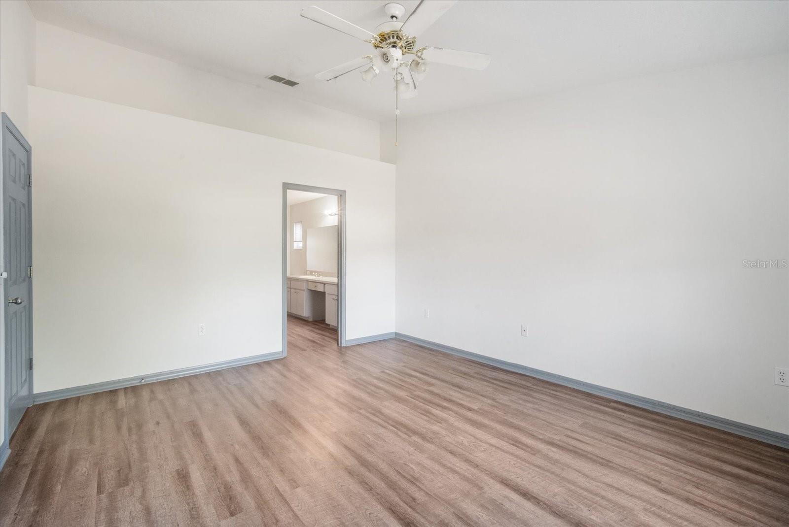 3055 STEEPLECHASE DR, LAKELAND, FL, 33811