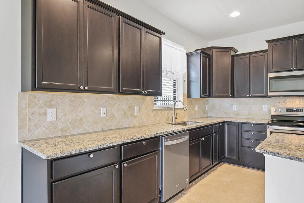 9309 TRADEWATER OAKS CT, RIVERVIEW, FL, 33578