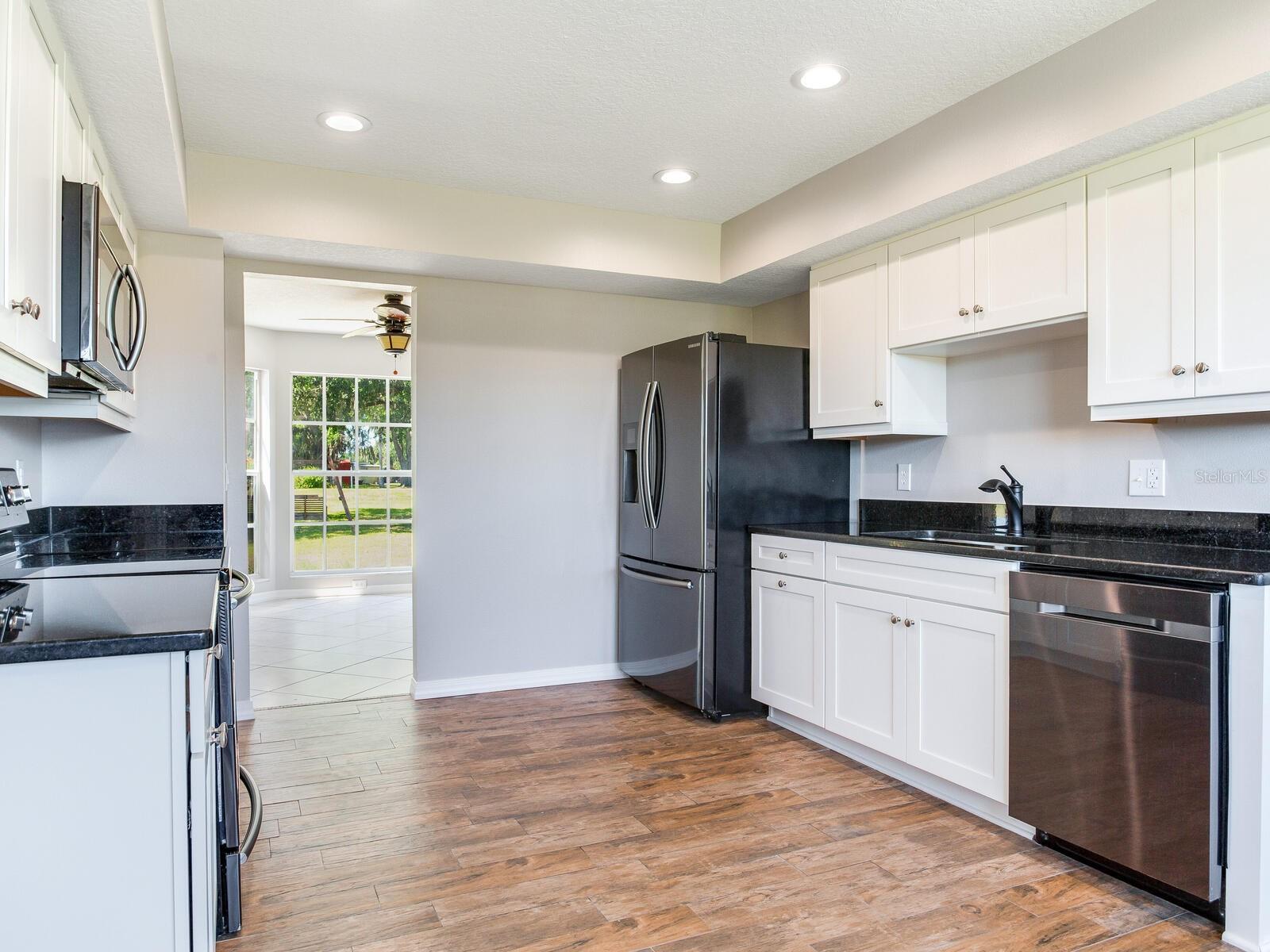 3434 E KEYSVILLE RD, LITHIA, FL, 33547