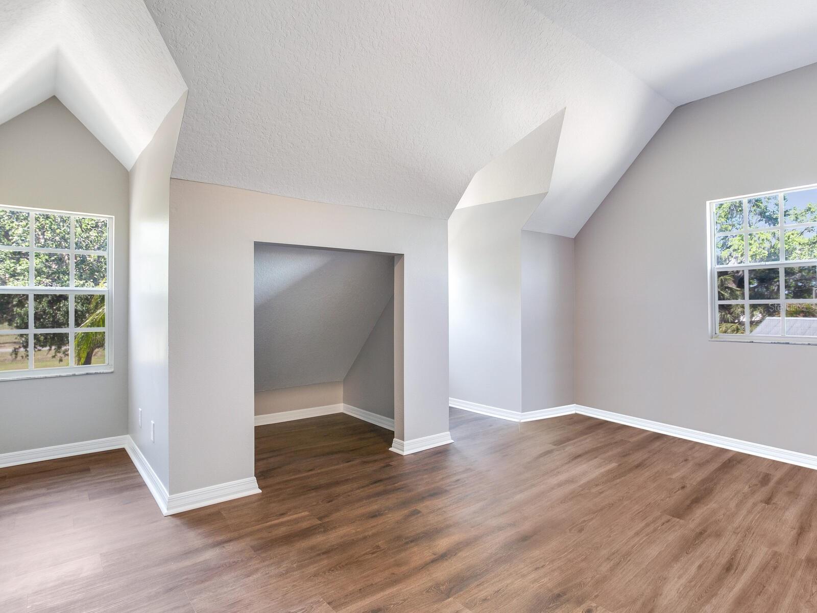 3434 E KEYSVILLE RD, LITHIA, FL, 33547