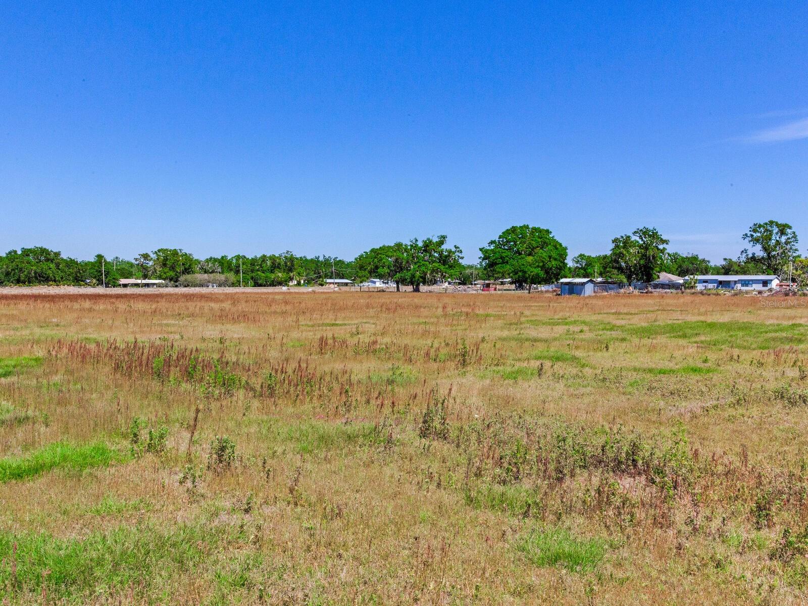 3434 E KEYSVILLE RD, LITHIA, FL, 33547