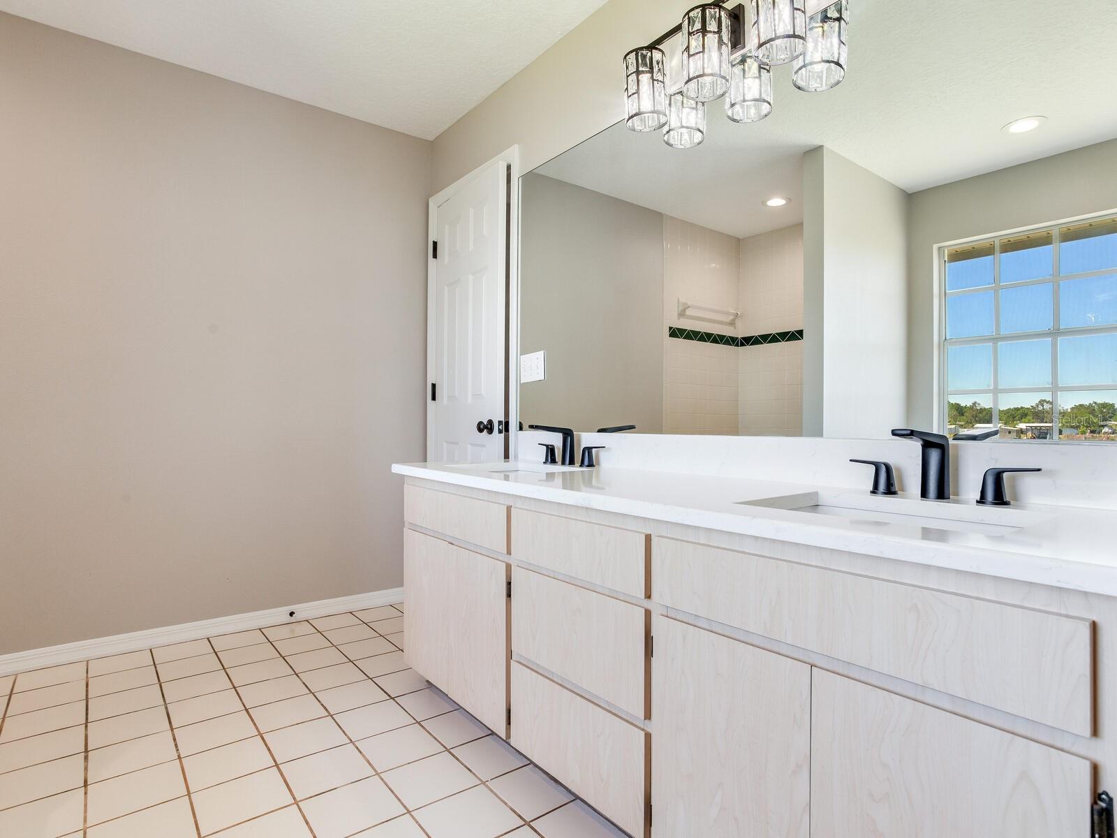 3434 E KEYSVILLE RD, LITHIA, FL, 33547