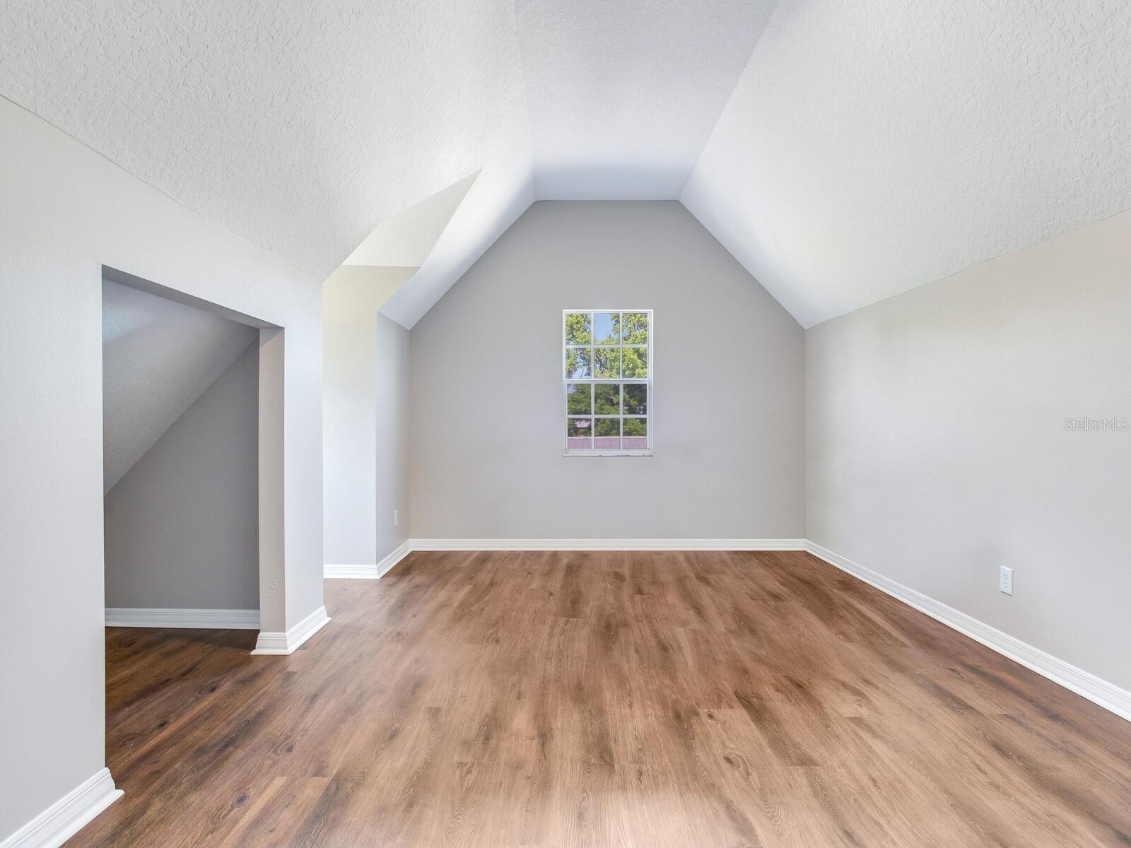 3434 E KEYSVILLE RD, LITHIA, FL, 33547