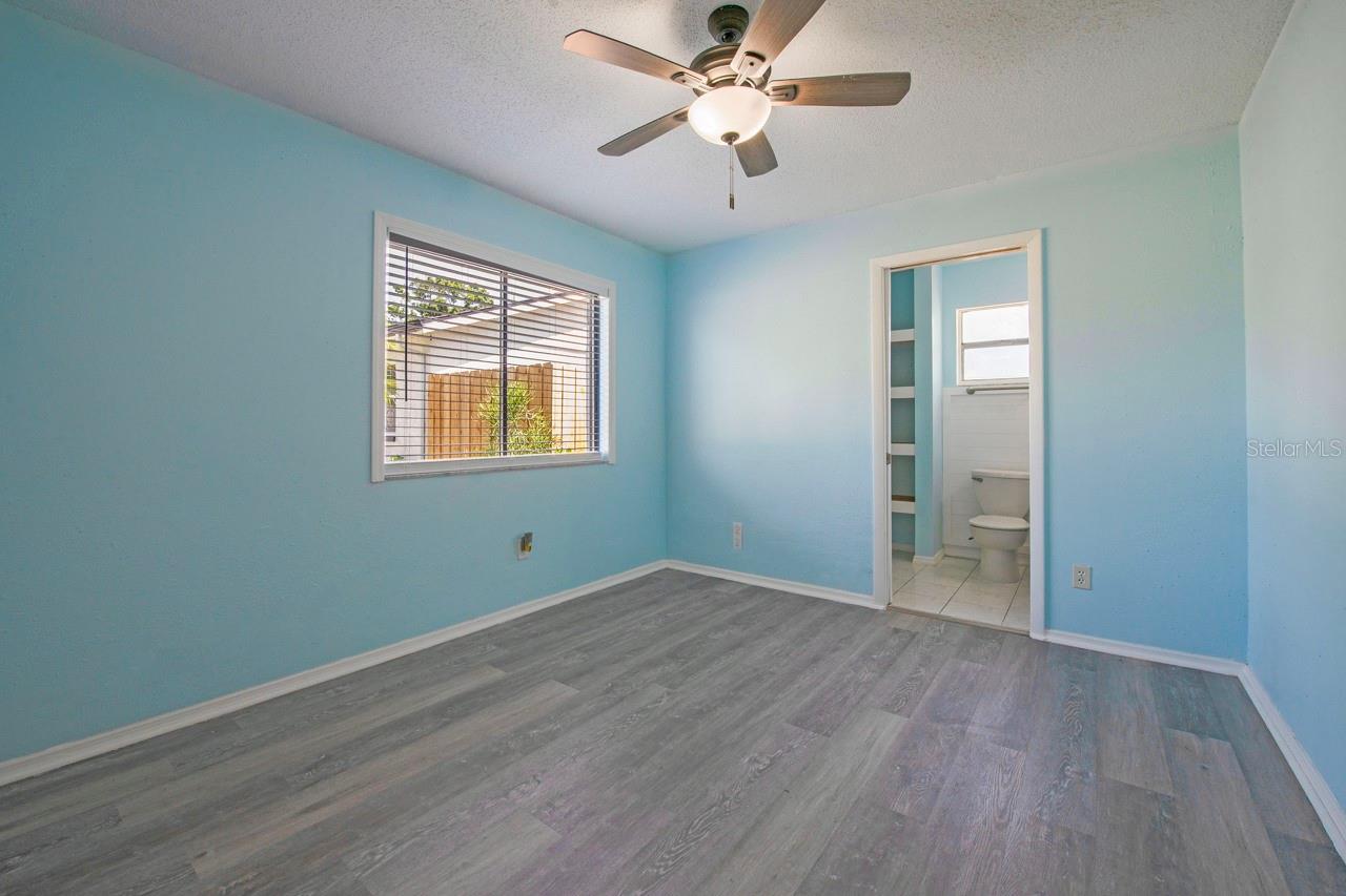 9118 108TH AVE, SEMINOLE, FL, 33777