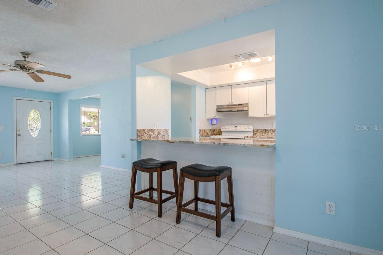 9118 108TH AVE, SEMINOLE, FL, 33777