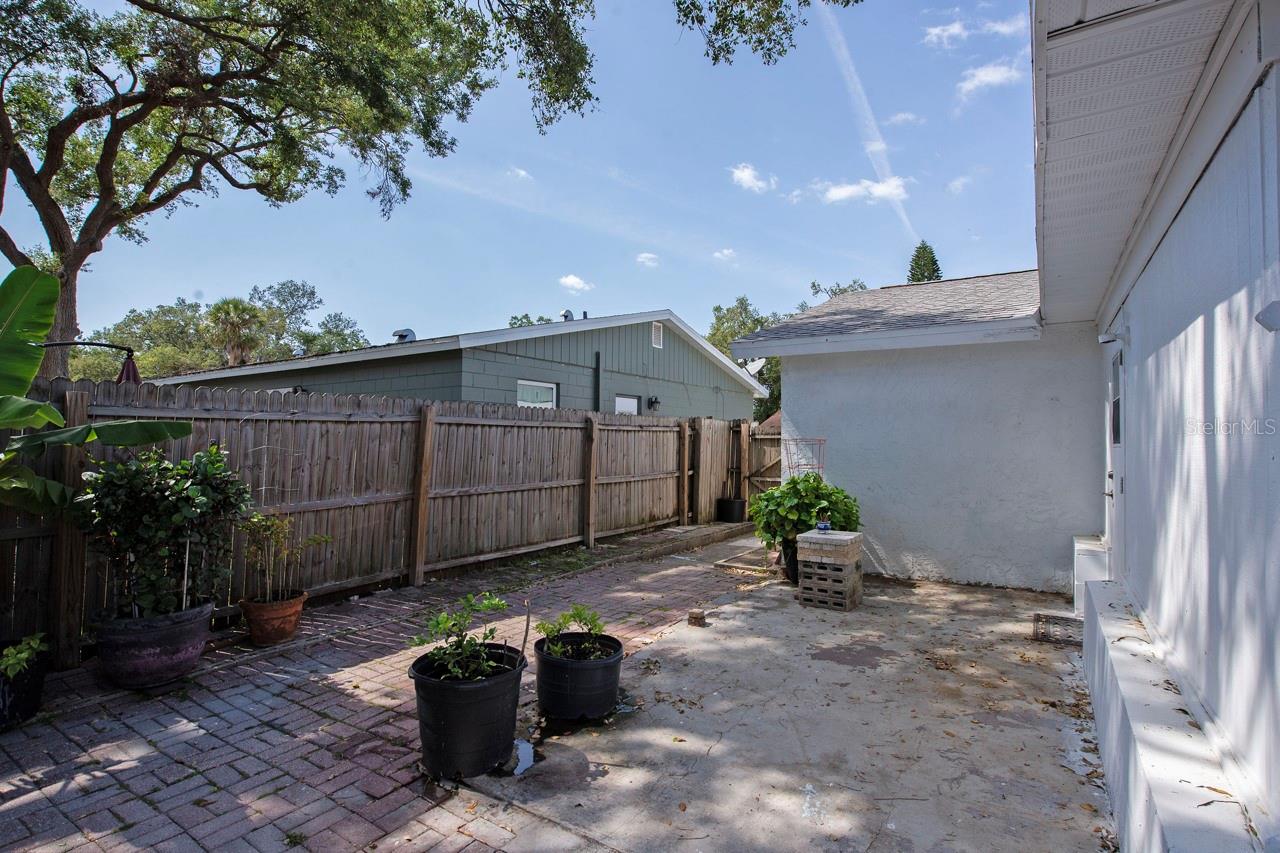 9118 108TH AVE, SEMINOLE, FL, 33777