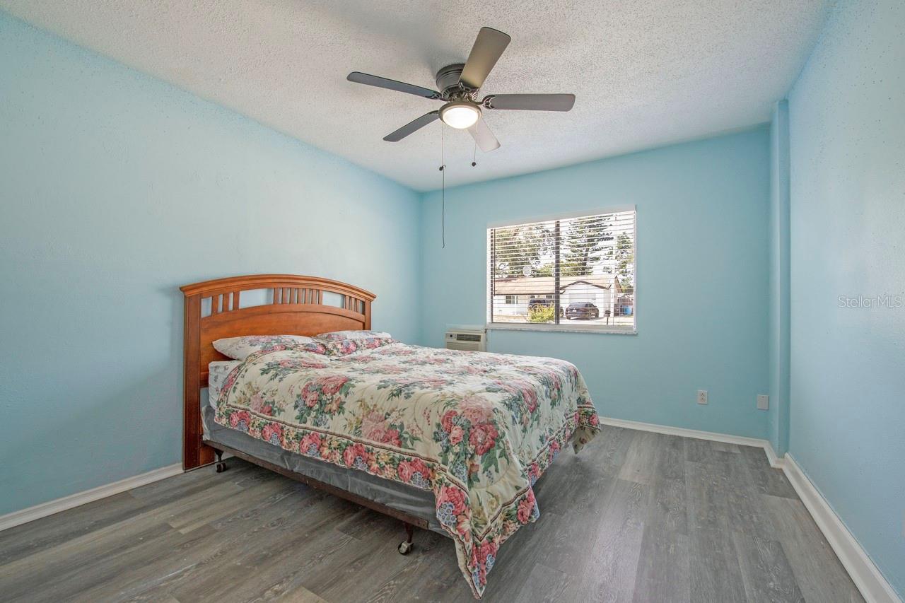 9118 108TH AVE, SEMINOLE, FL, 33777