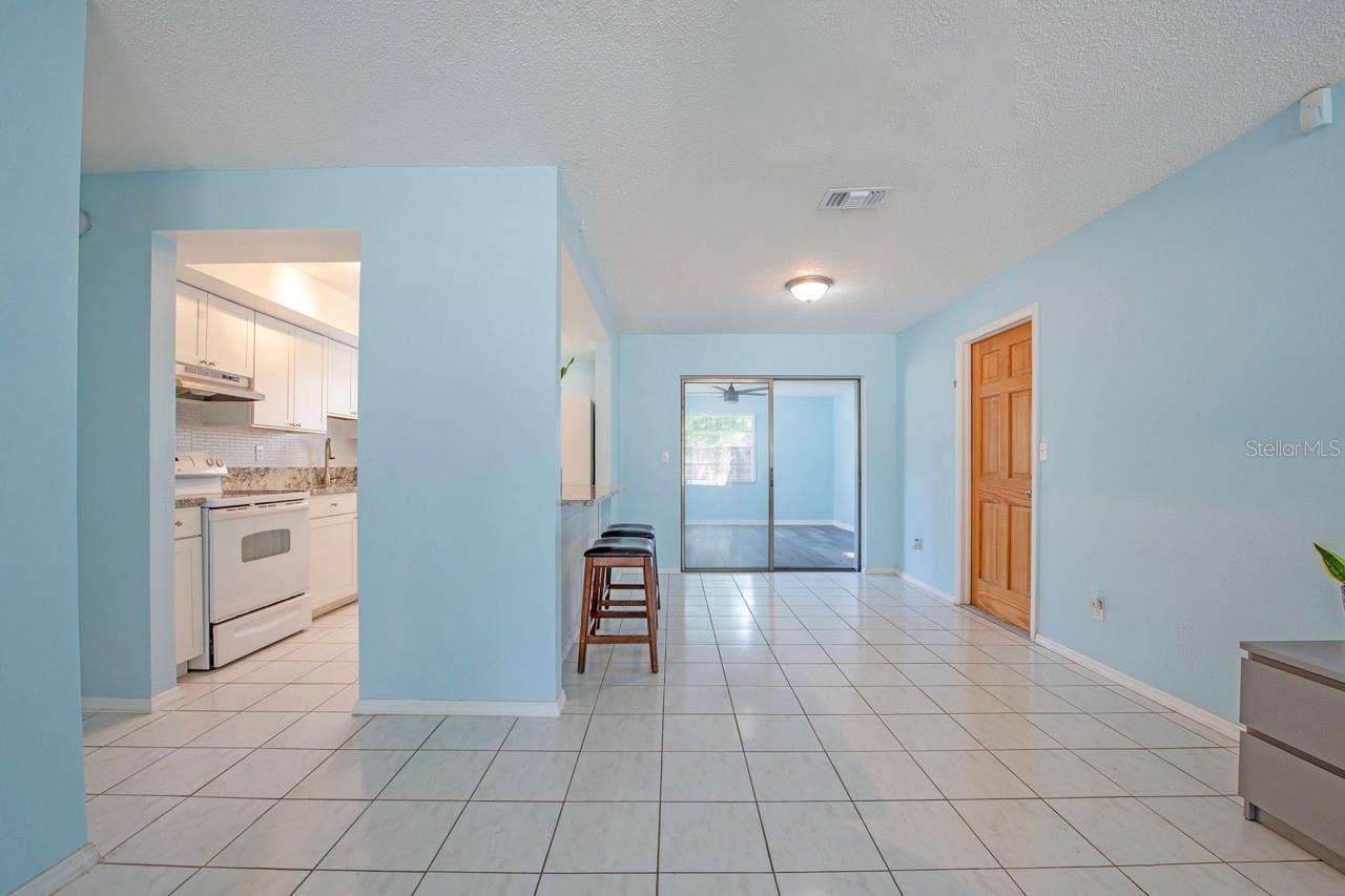 9118 108TH AVE, SEMINOLE, FL, 33777