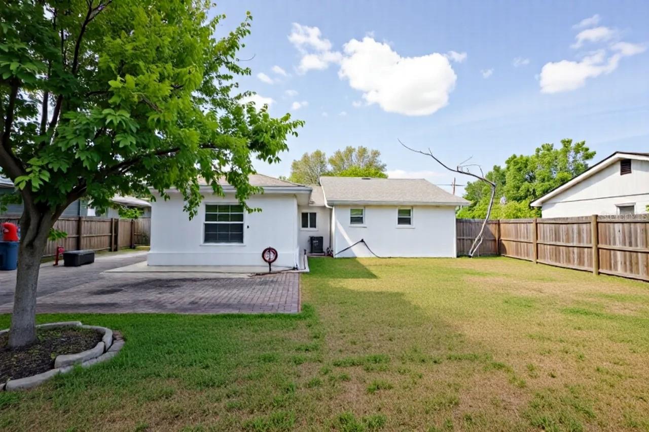 9118 108TH AVE, SEMINOLE, FL, 33777