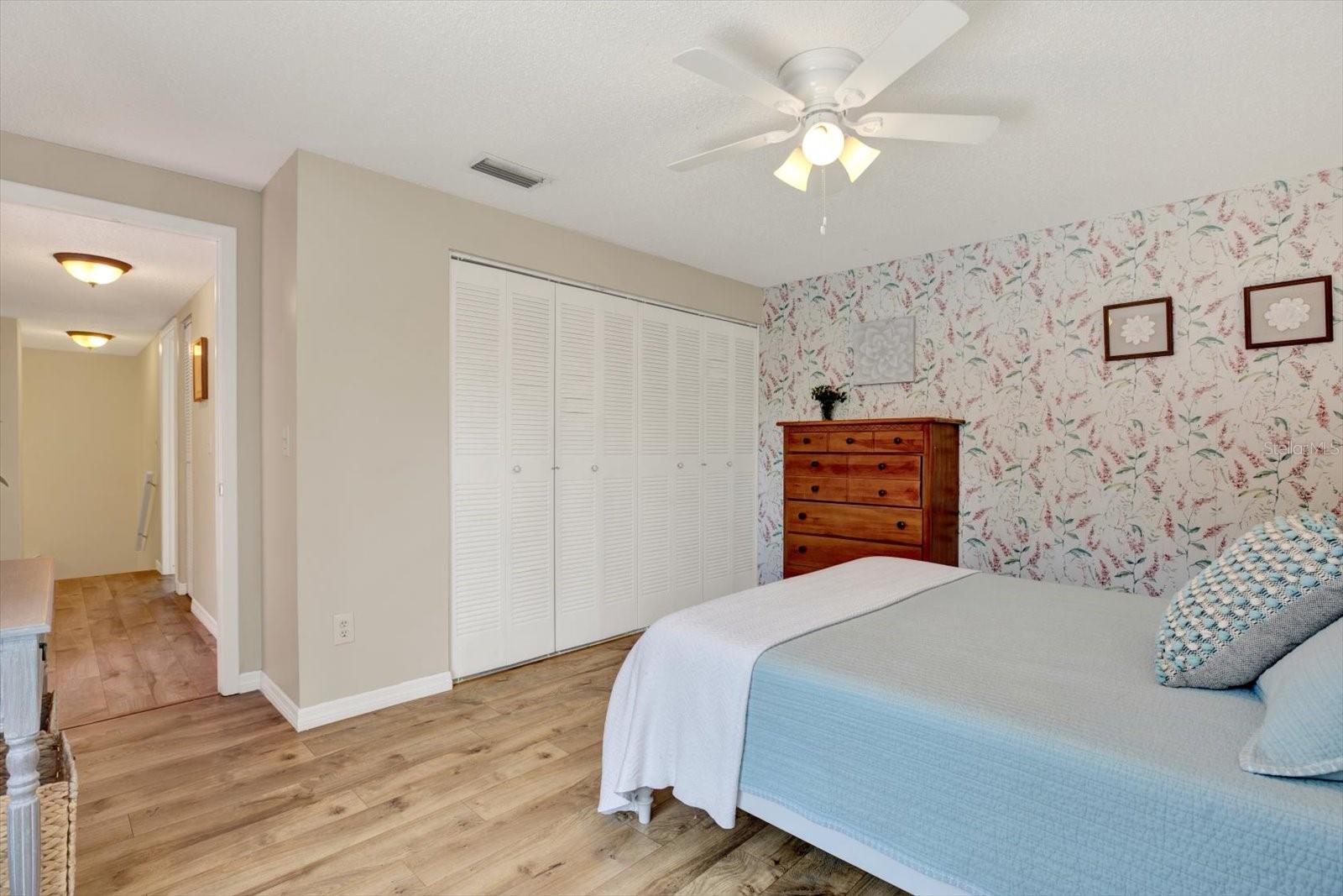 5137 SPRINGWOOD DR, TAMPA, FL, 33624