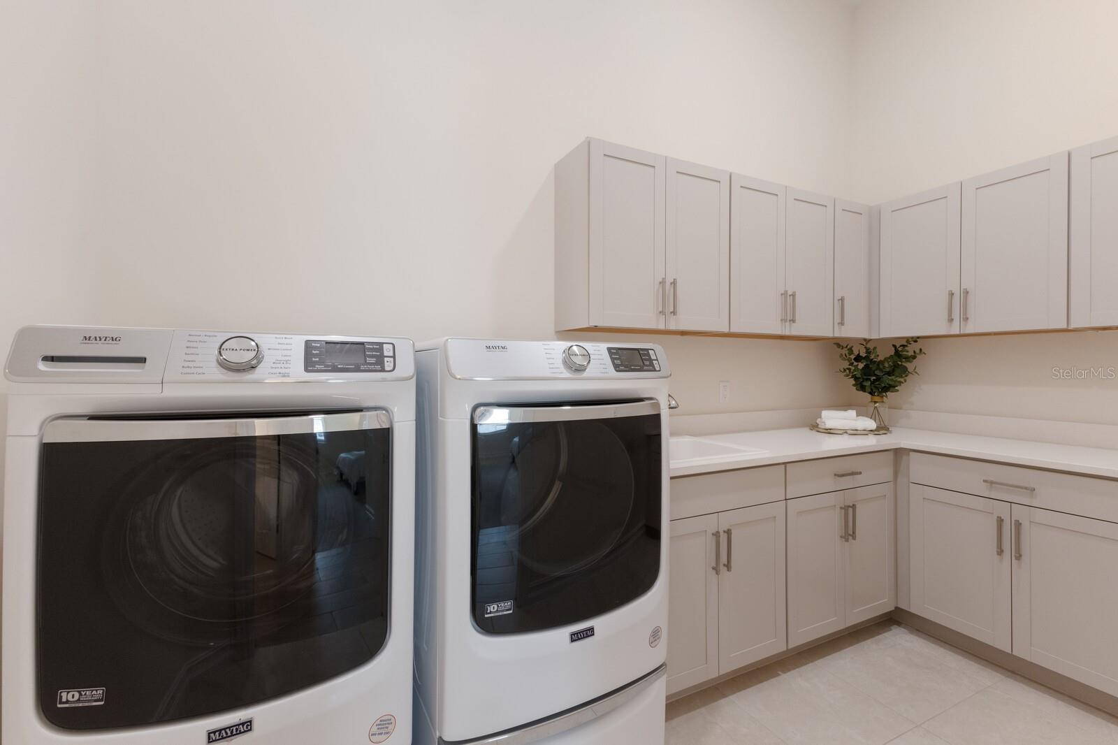 508 BLUE SHELL LOOP, SARASOTA, FL, 34240