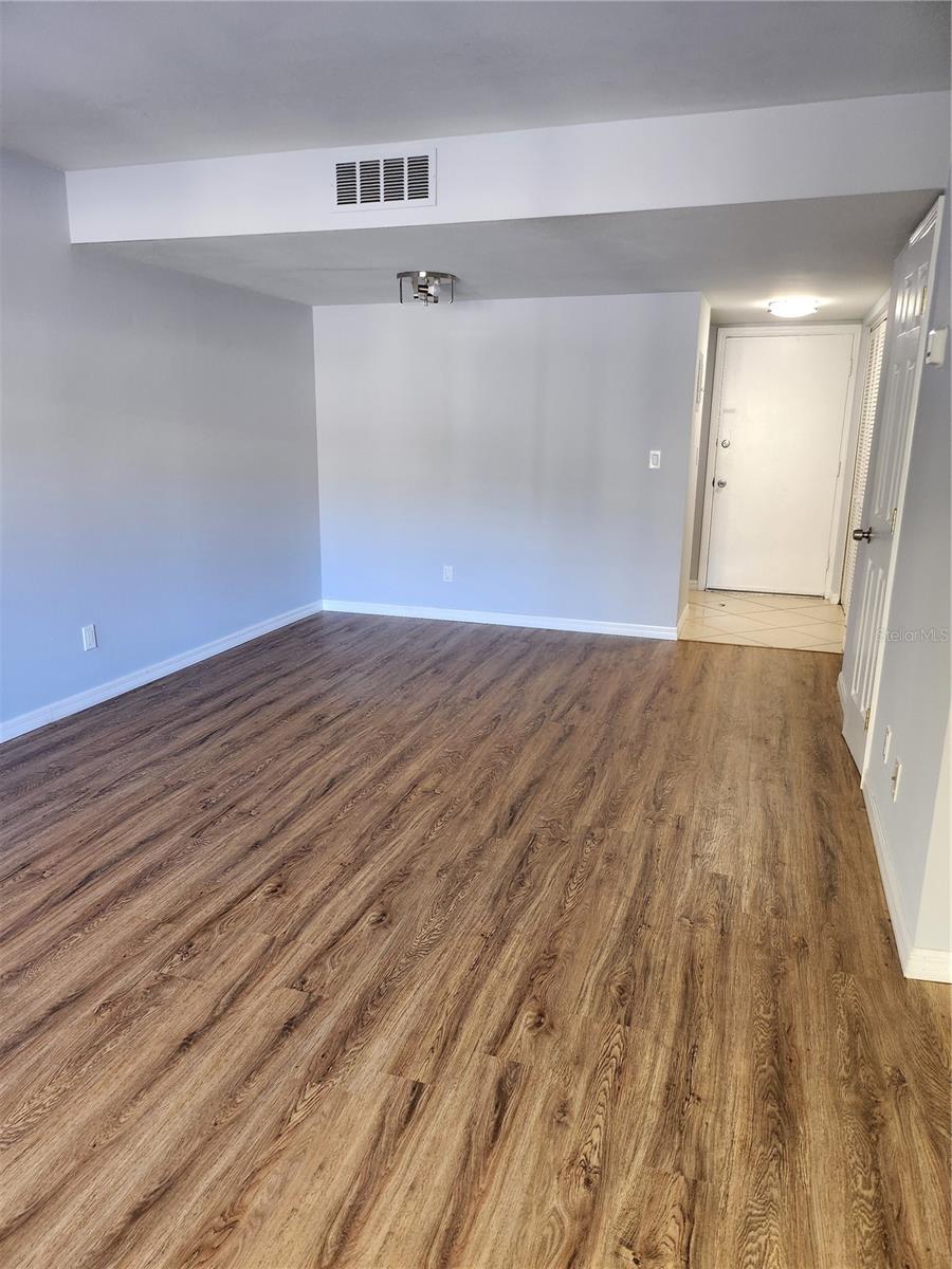 3206 W AZEELE ST #108, TAMPA, FL, 33609