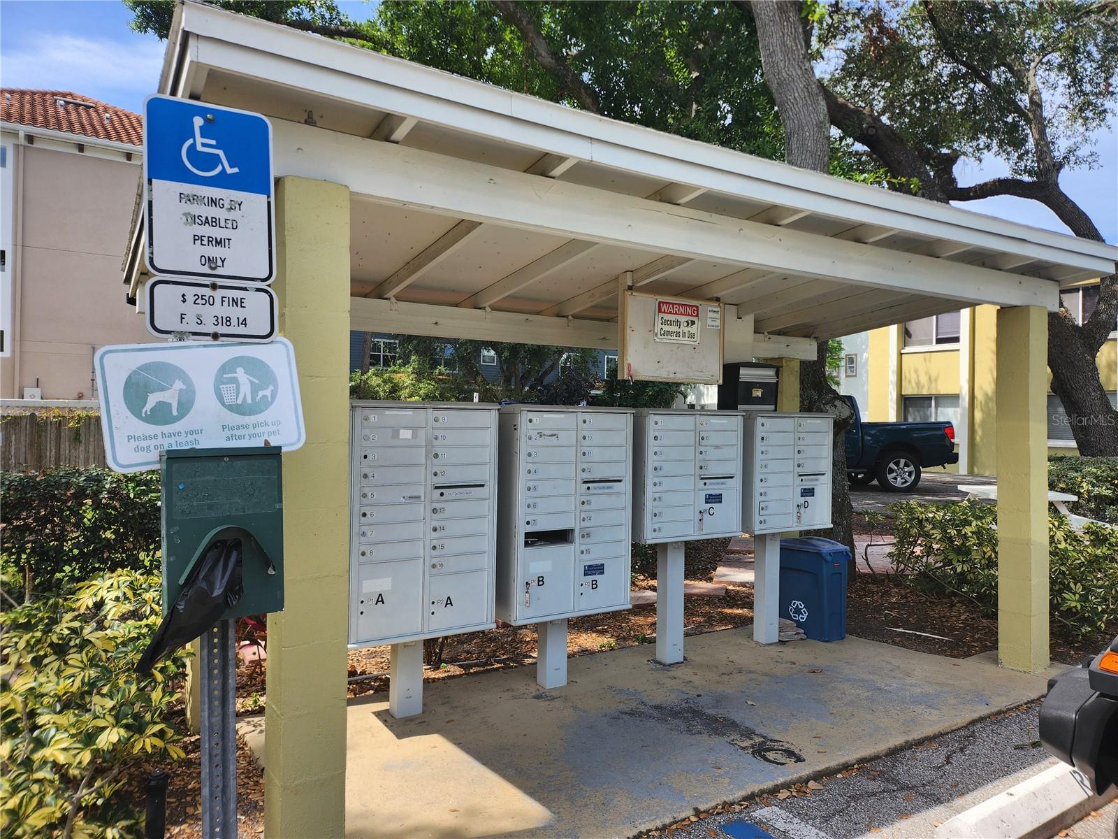 3206 W AZEELE ST #108, TAMPA, FL, 33609