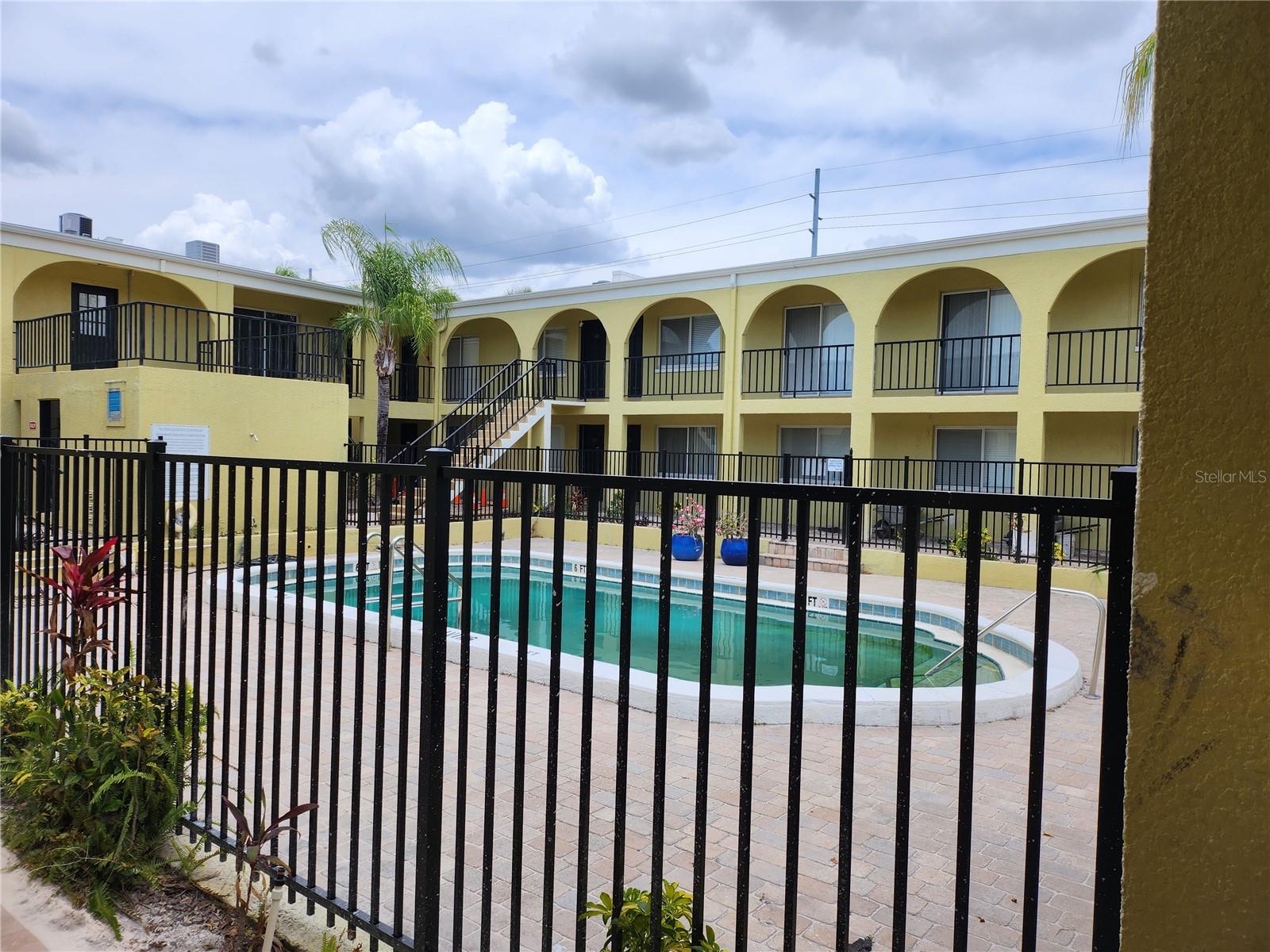 3206 W AZEELE ST #108, TAMPA, FL, 33609