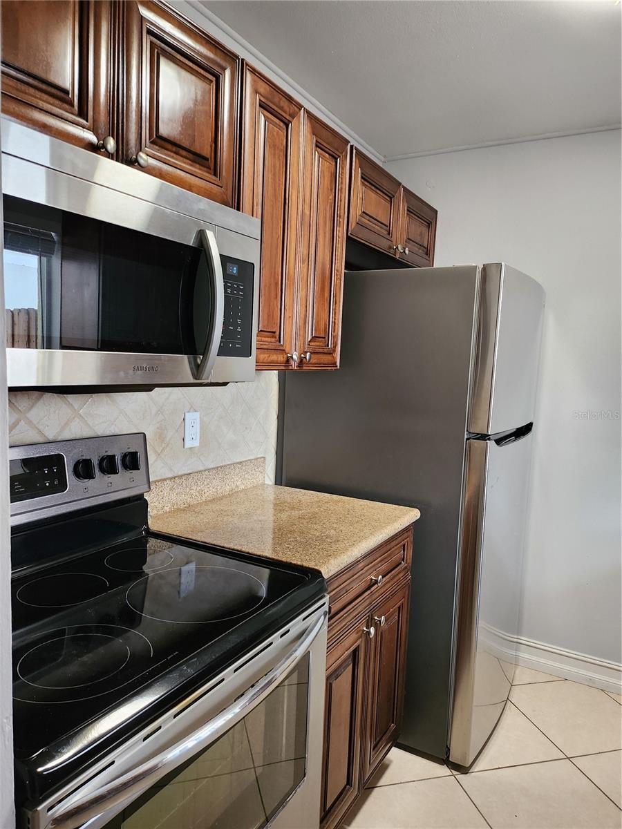 3206 W AZEELE ST #108, TAMPA, FL, 33609