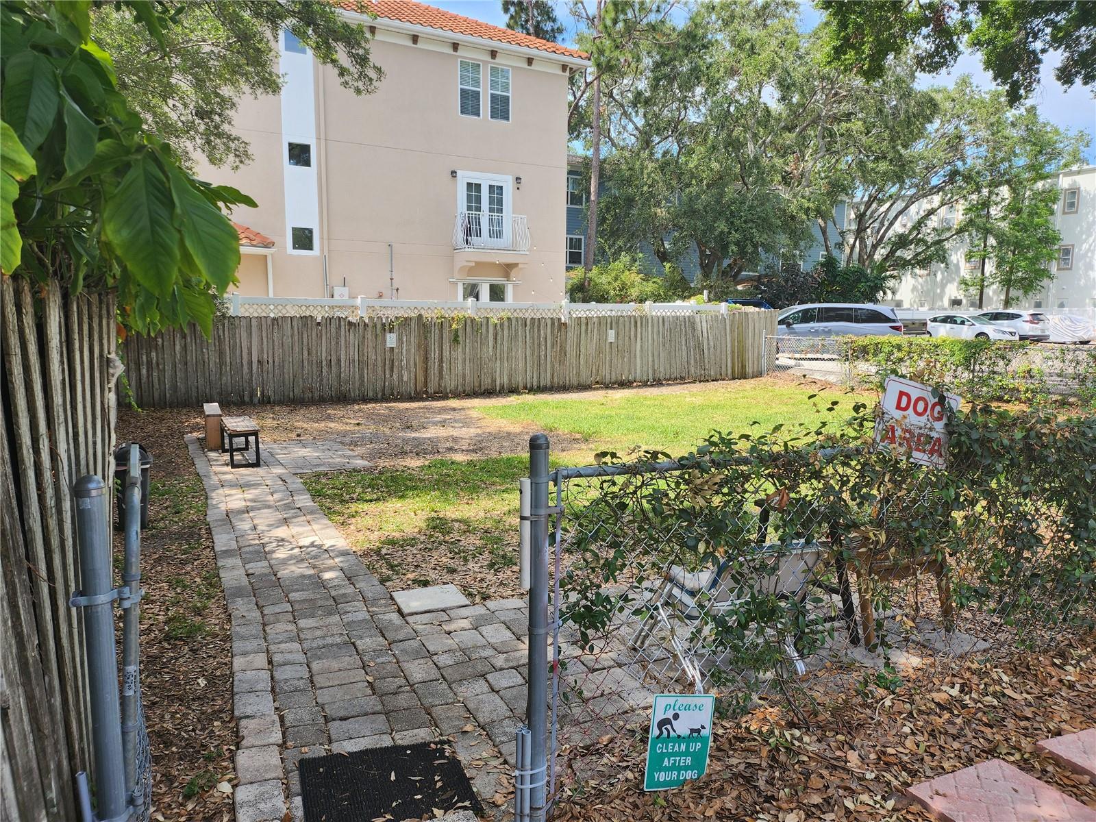 3206 W AZEELE ST #108, TAMPA, FL, 33609