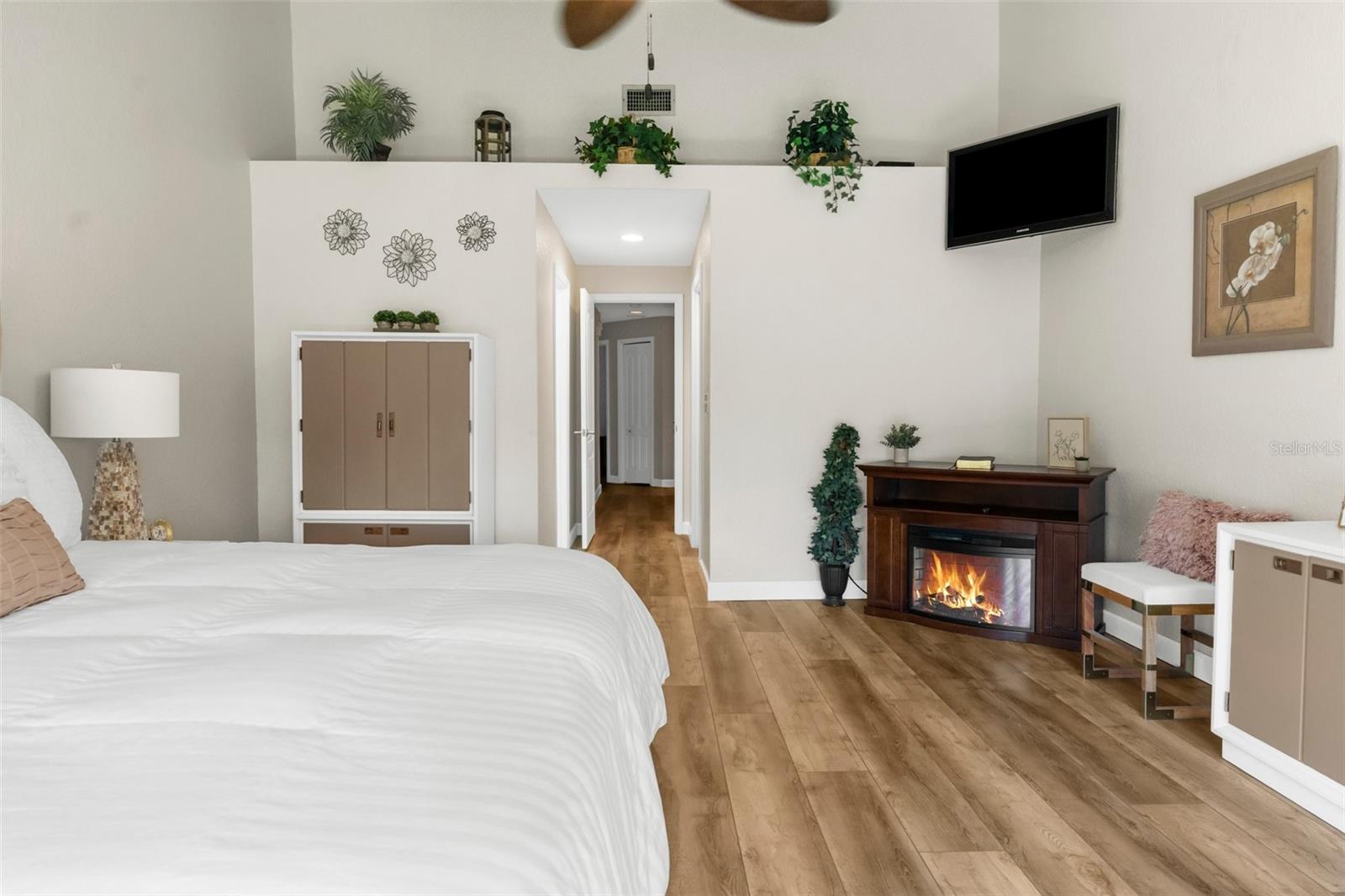 1050 STARKEY RD #2205, LARGO, FL, 33771