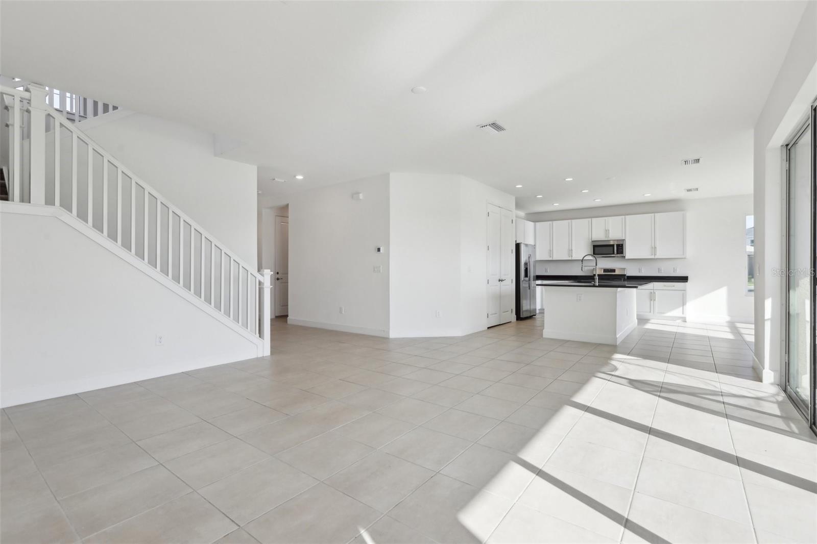 3488 GREAT BANYAN WAY, WESLEY CHAPEL, FL, 33543