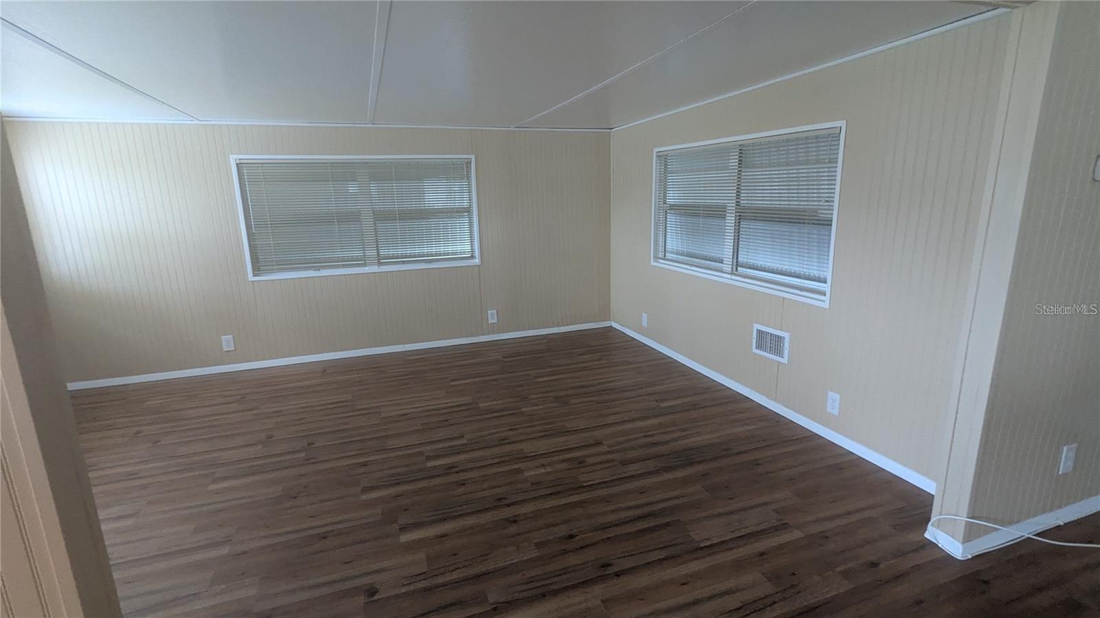 39518 STERLING DR, ZEPHYRHILLS, FL, 33542