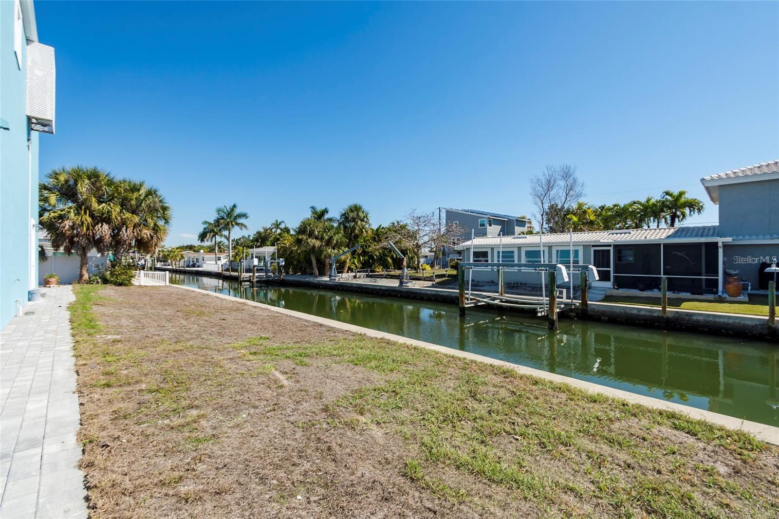 654 JUNGLE QUEEN WAY, LONGBOAT KEY, FL, 34228