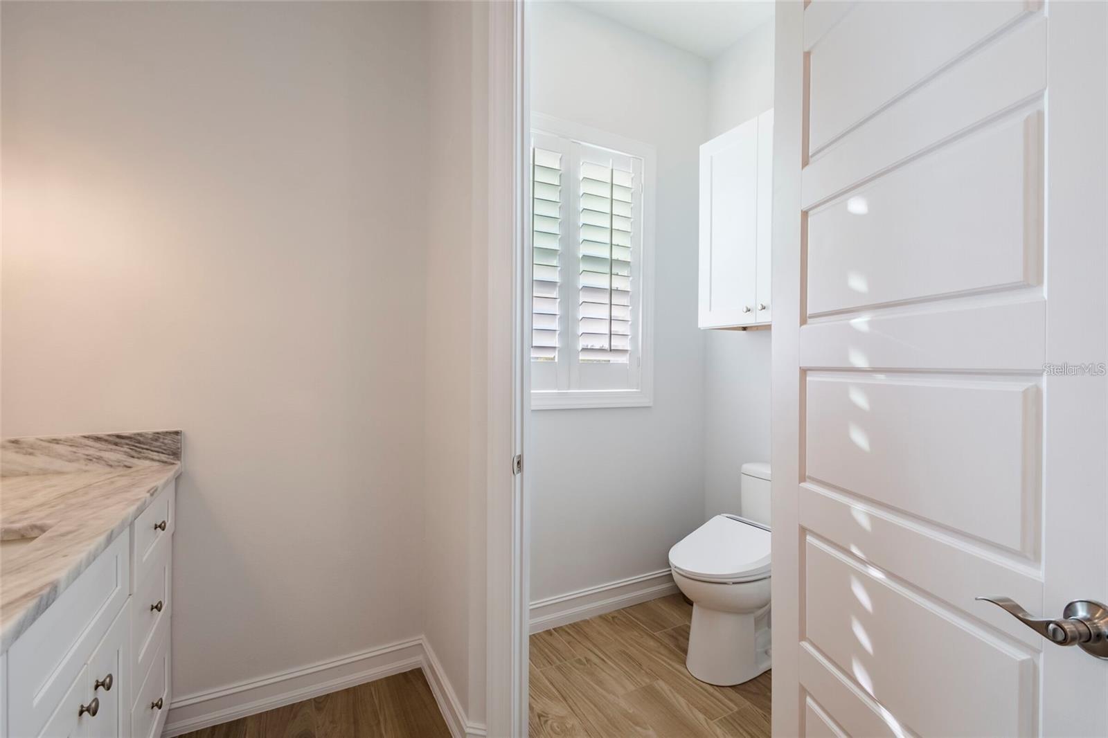 654 JUNGLE QUEEN WAY, LONGBOAT KEY, FL, 34228