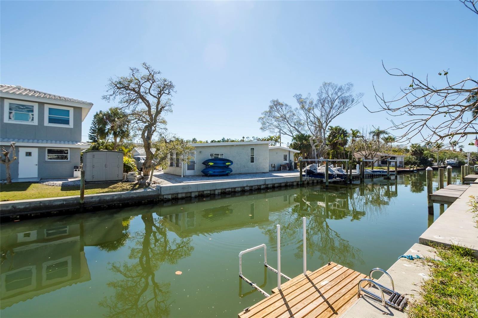 654 JUNGLE QUEEN WAY, LONGBOAT KEY, FL, 34228