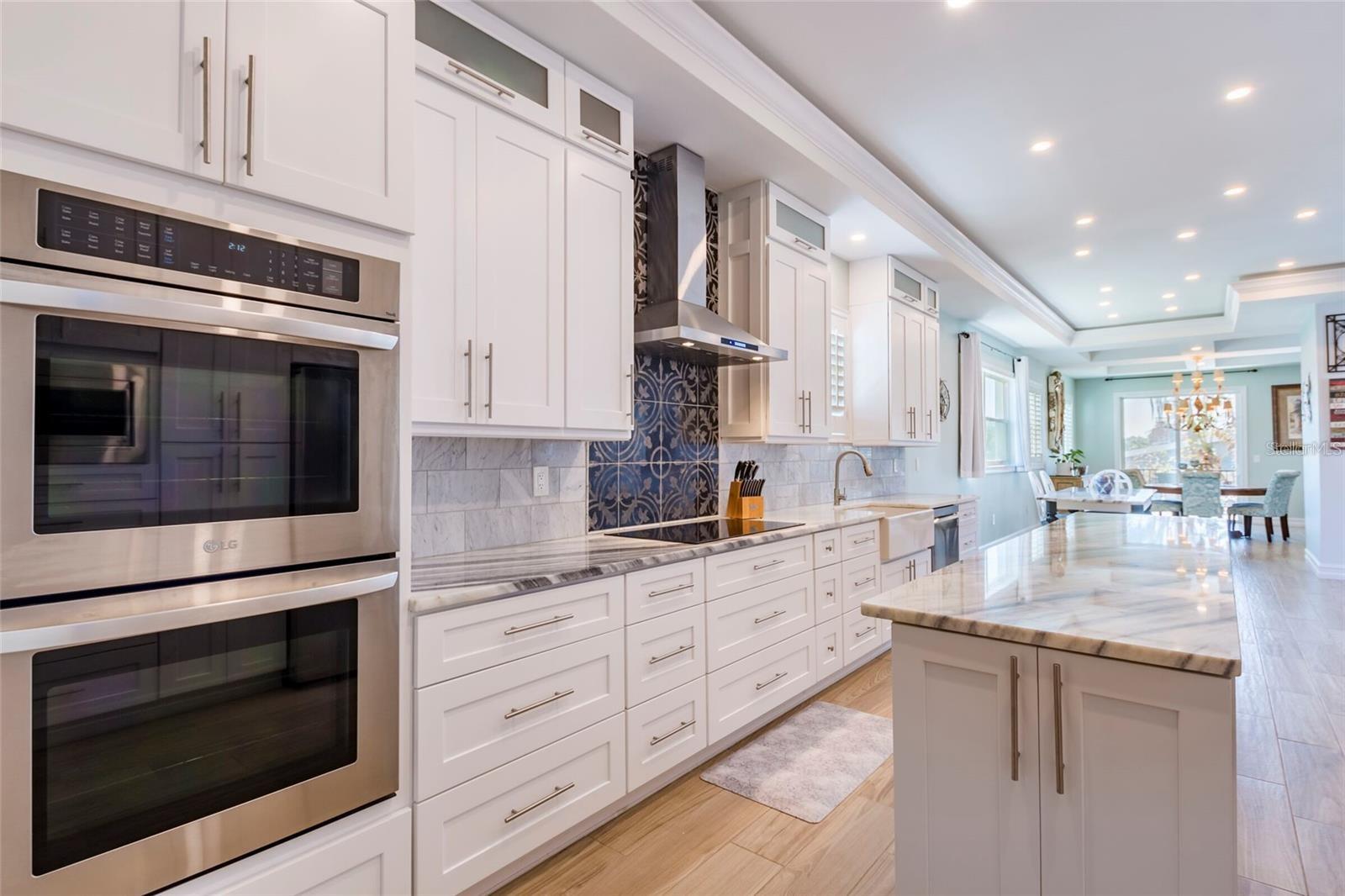 654 JUNGLE QUEEN WAY, LONGBOAT KEY, FL, 34228