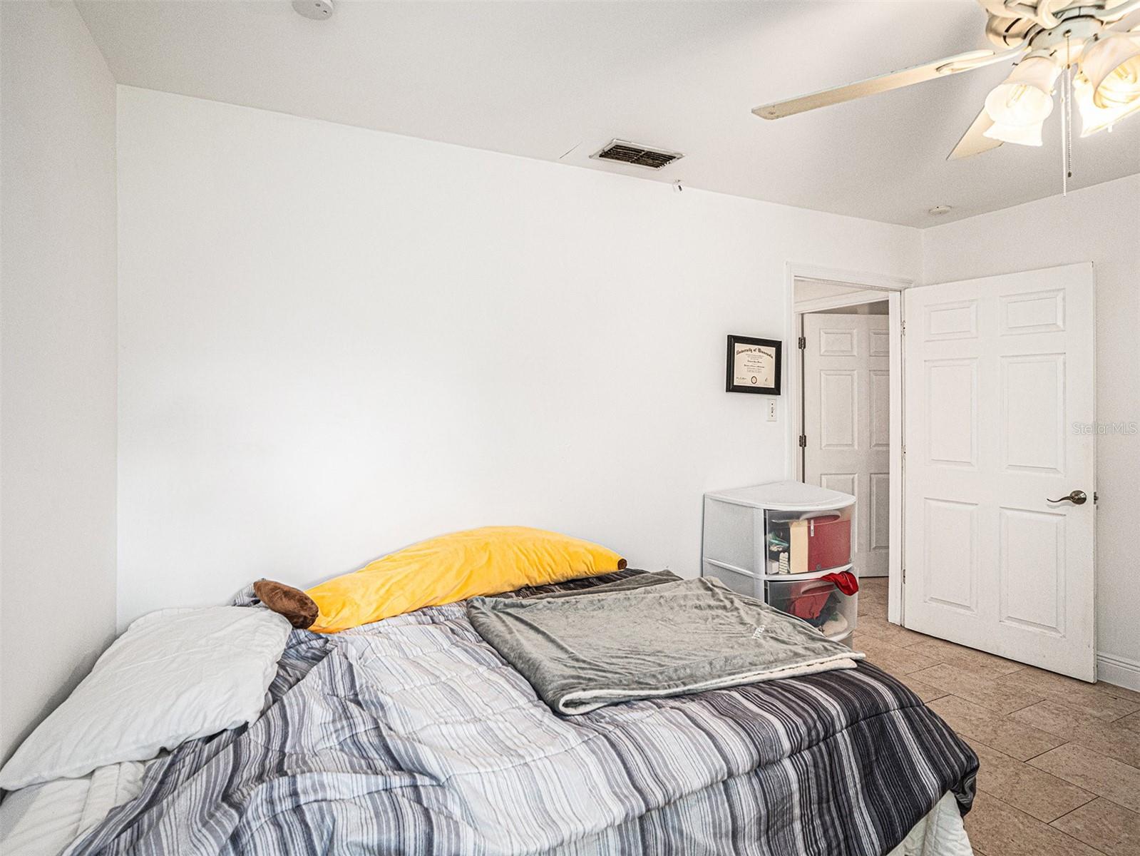 1106 W HIAWATHA ST, TAMPA, FL, 33604