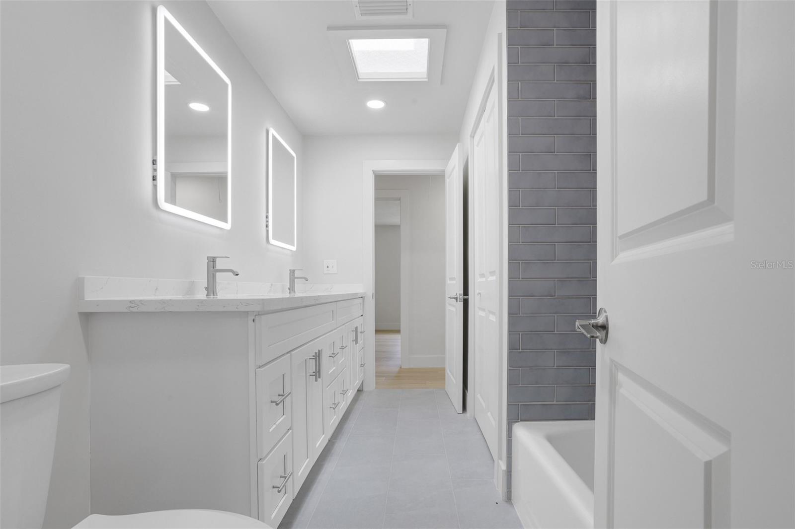 4624 NW 16TH PL, GAINESVILLE, FL, 32605