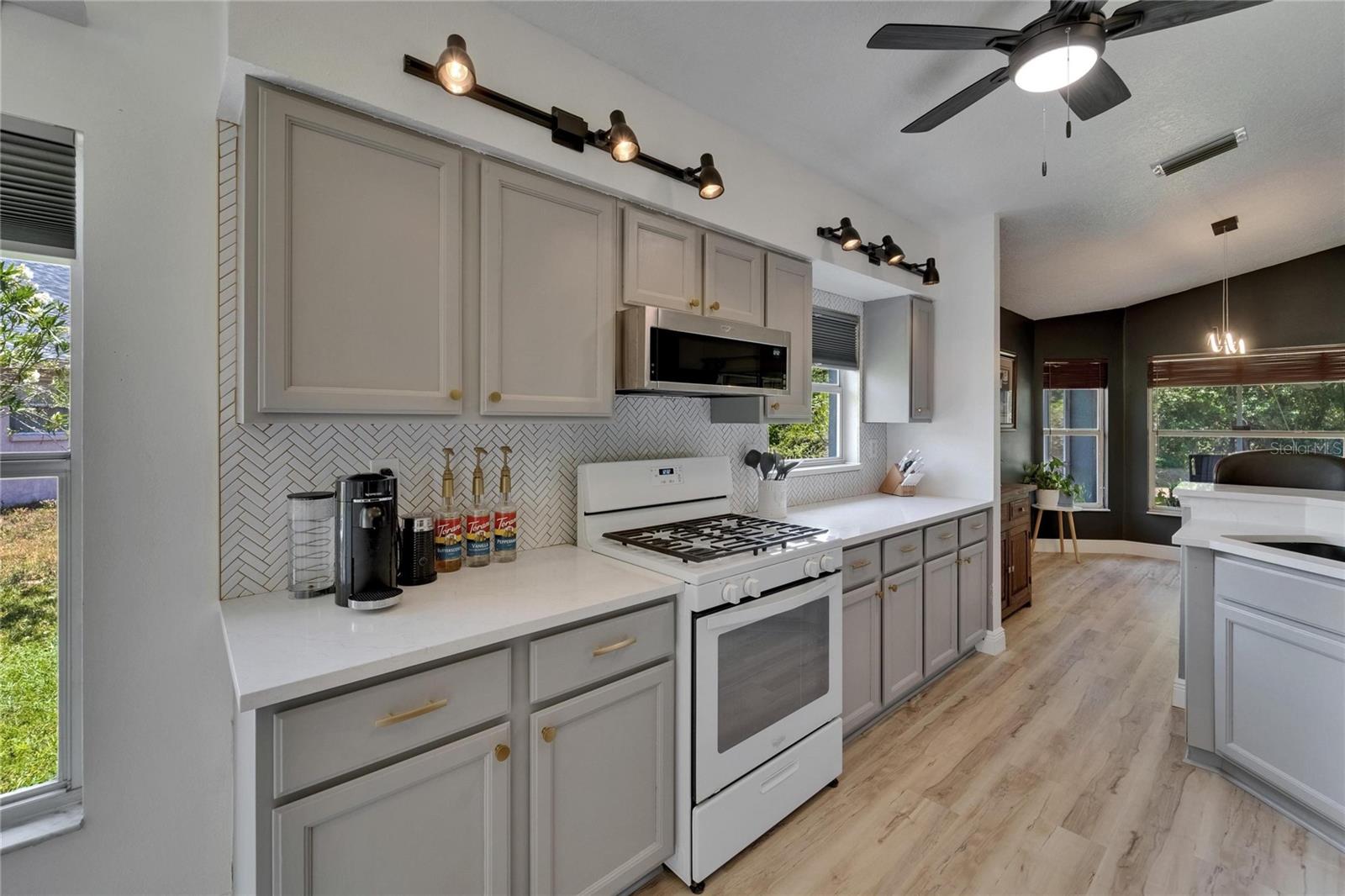 1652 WAKEFIELD DR, BRANDON, FL, 33511