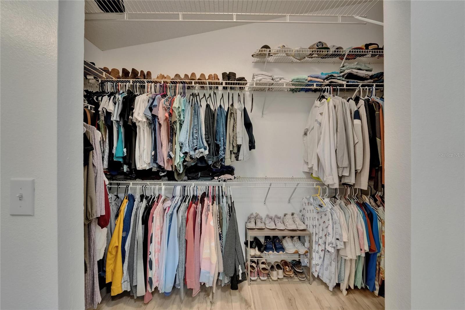 1652 WAKEFIELD DR, BRANDON, FL, 33511