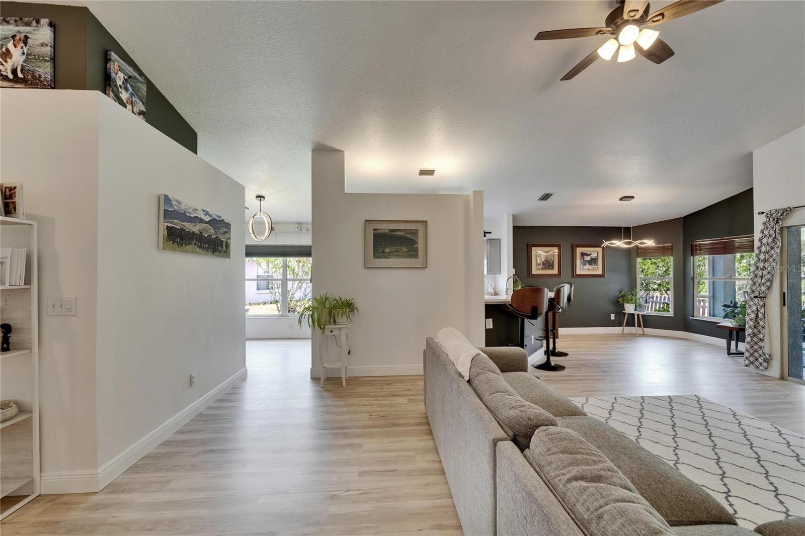 1652 WAKEFIELD DR, BRANDON, FL, 33511