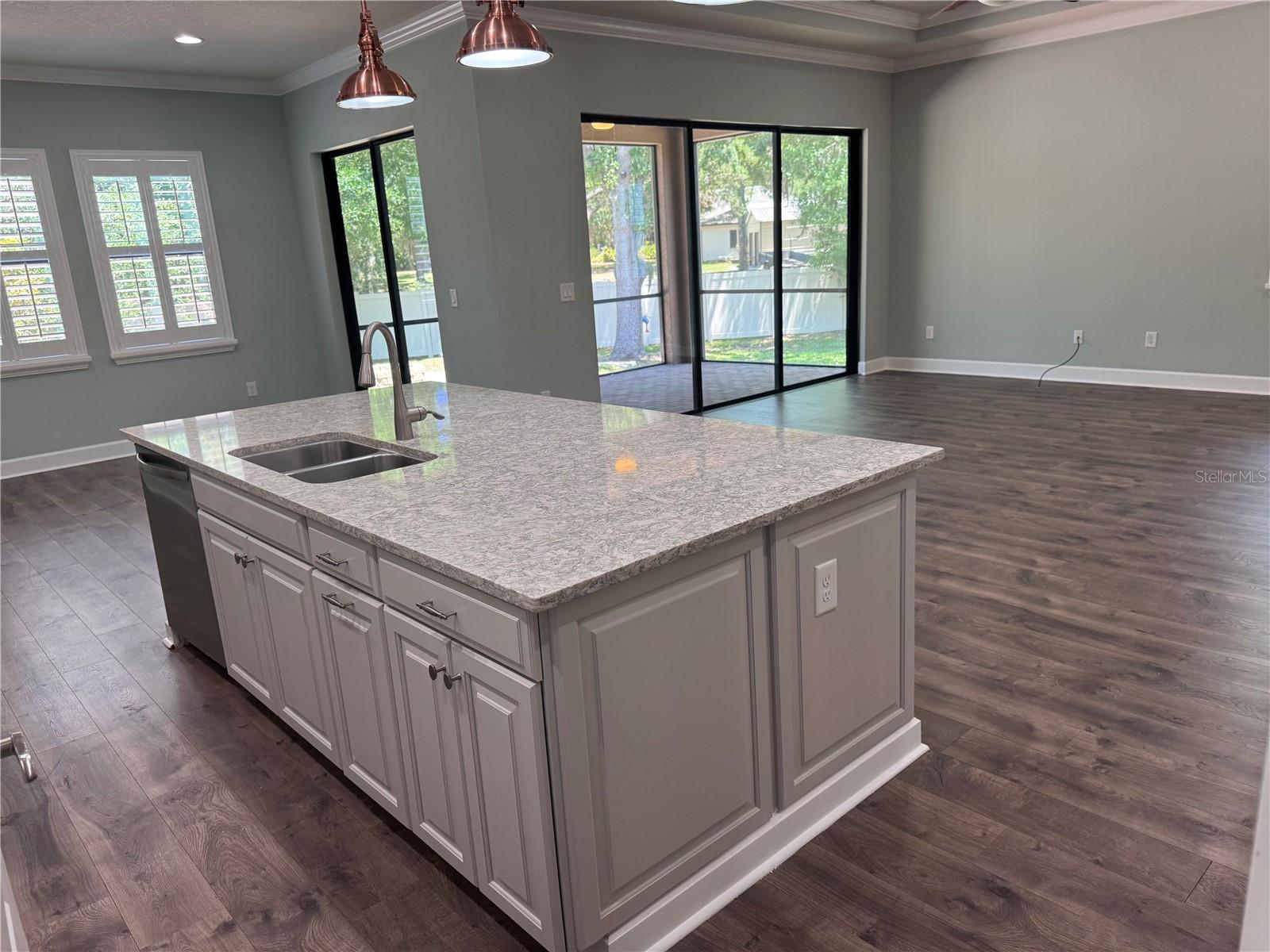 7861 MARSH POINTE DR, TAMPA, FL, 33635