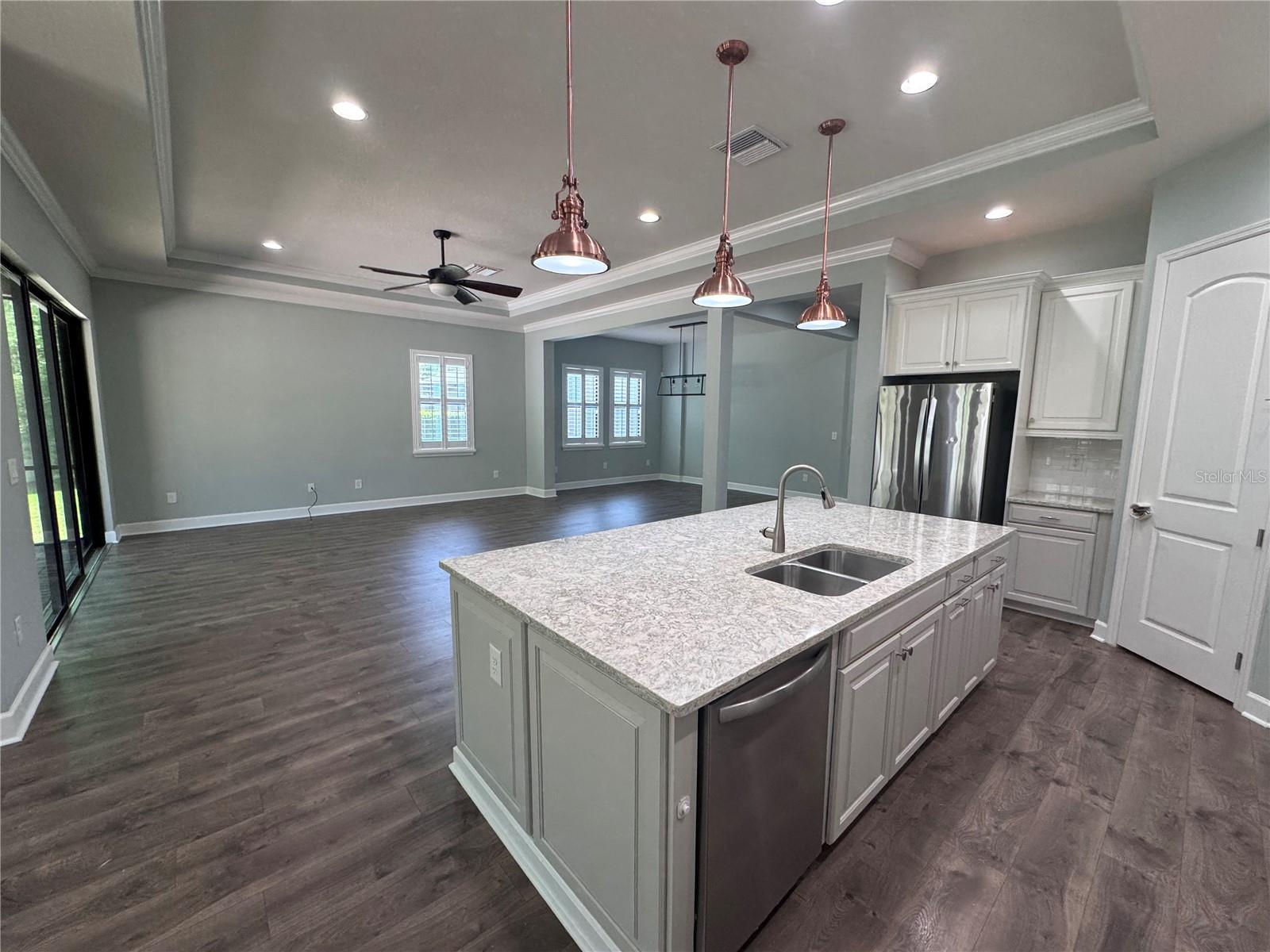 7861 MARSH POINTE DR, TAMPA, FL, 33635