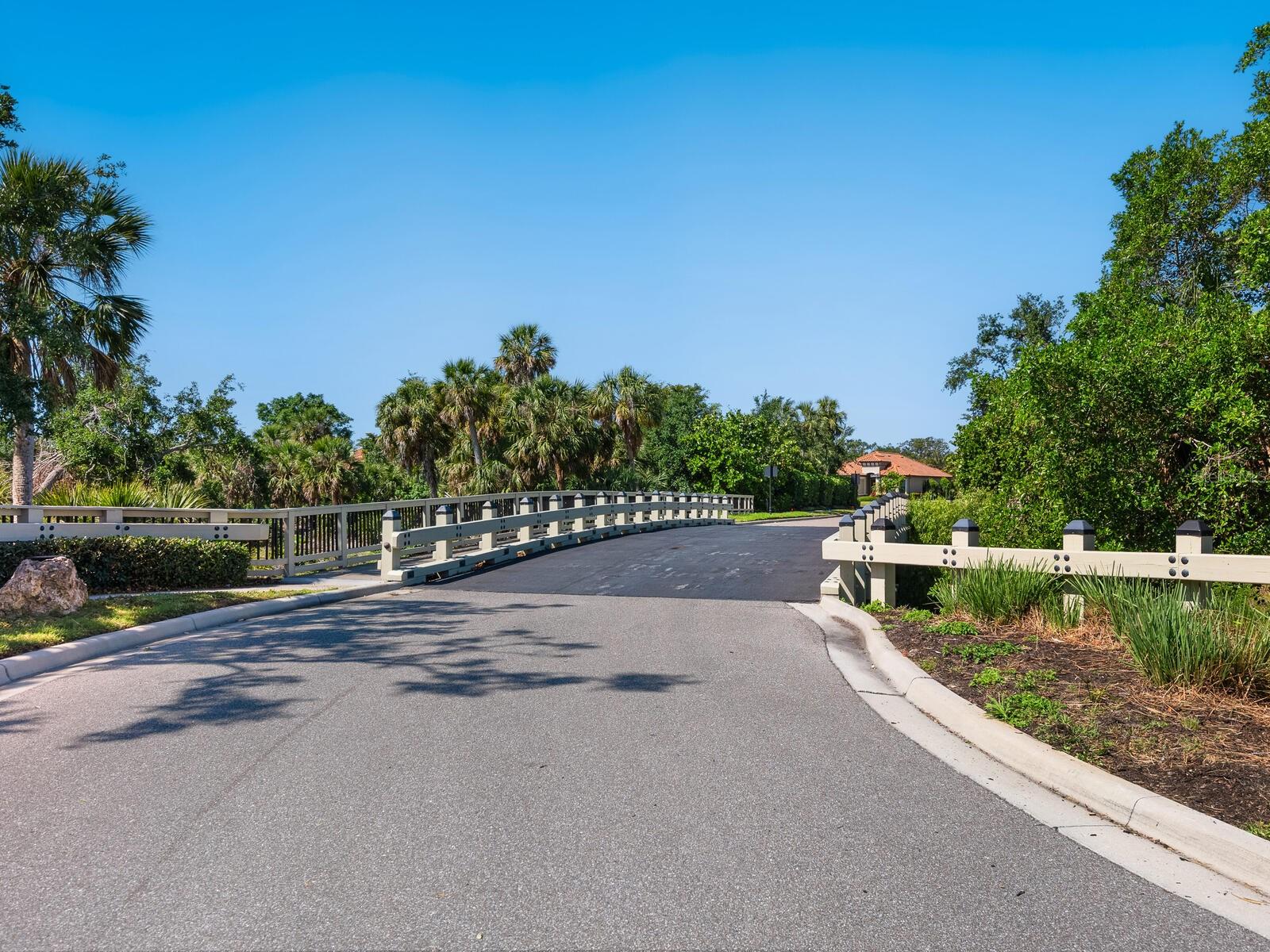 2525 VACCARO DR, SARASOTA, FL, 34231