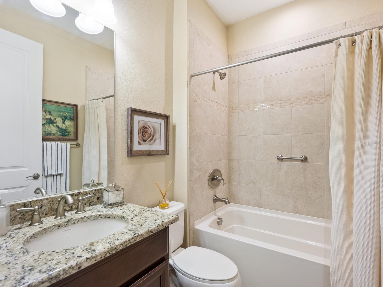 2525 VACCARO DR, SARASOTA, FL, 34231