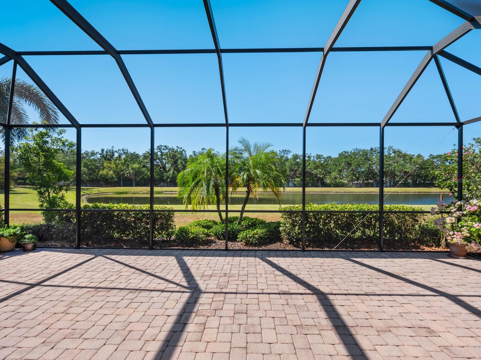2525 VACCARO DR, SARASOTA, FL, 34231