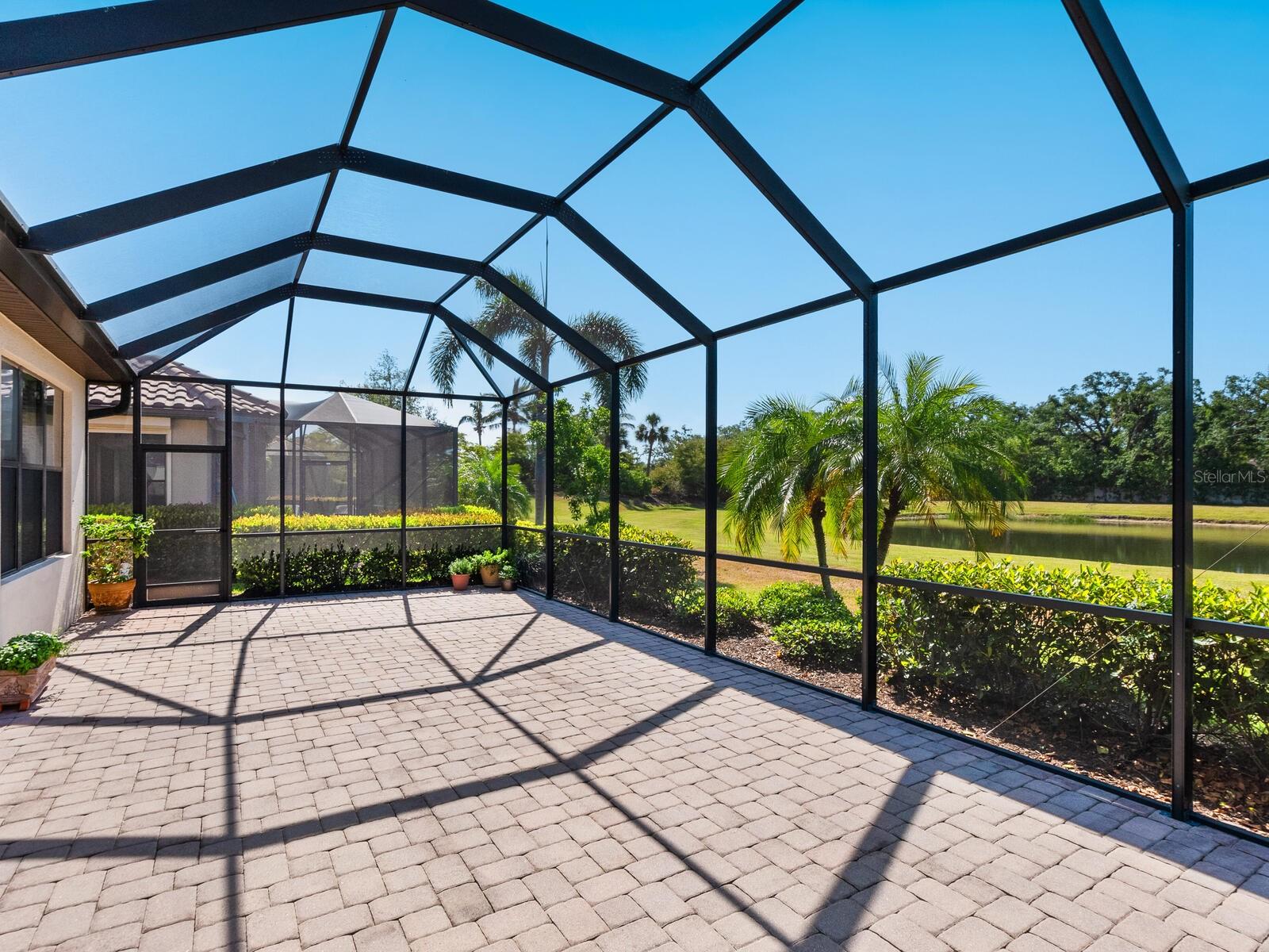 2525 VACCARO DR, SARASOTA, FL, 34231