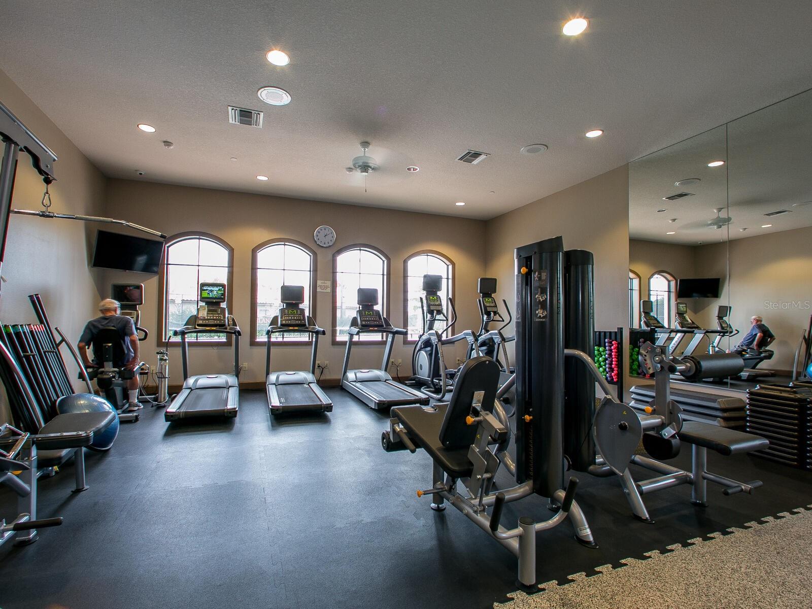 2525 VACCARO DR, SARASOTA, FL, 34231