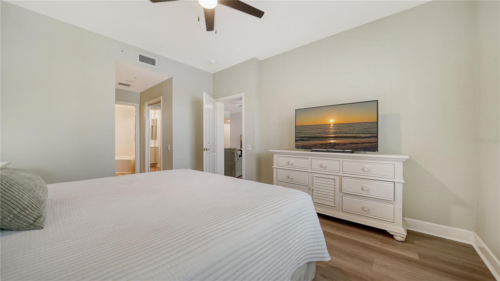 5283 DESCANSO CT #101B18, SARASOTA, FL, 34238