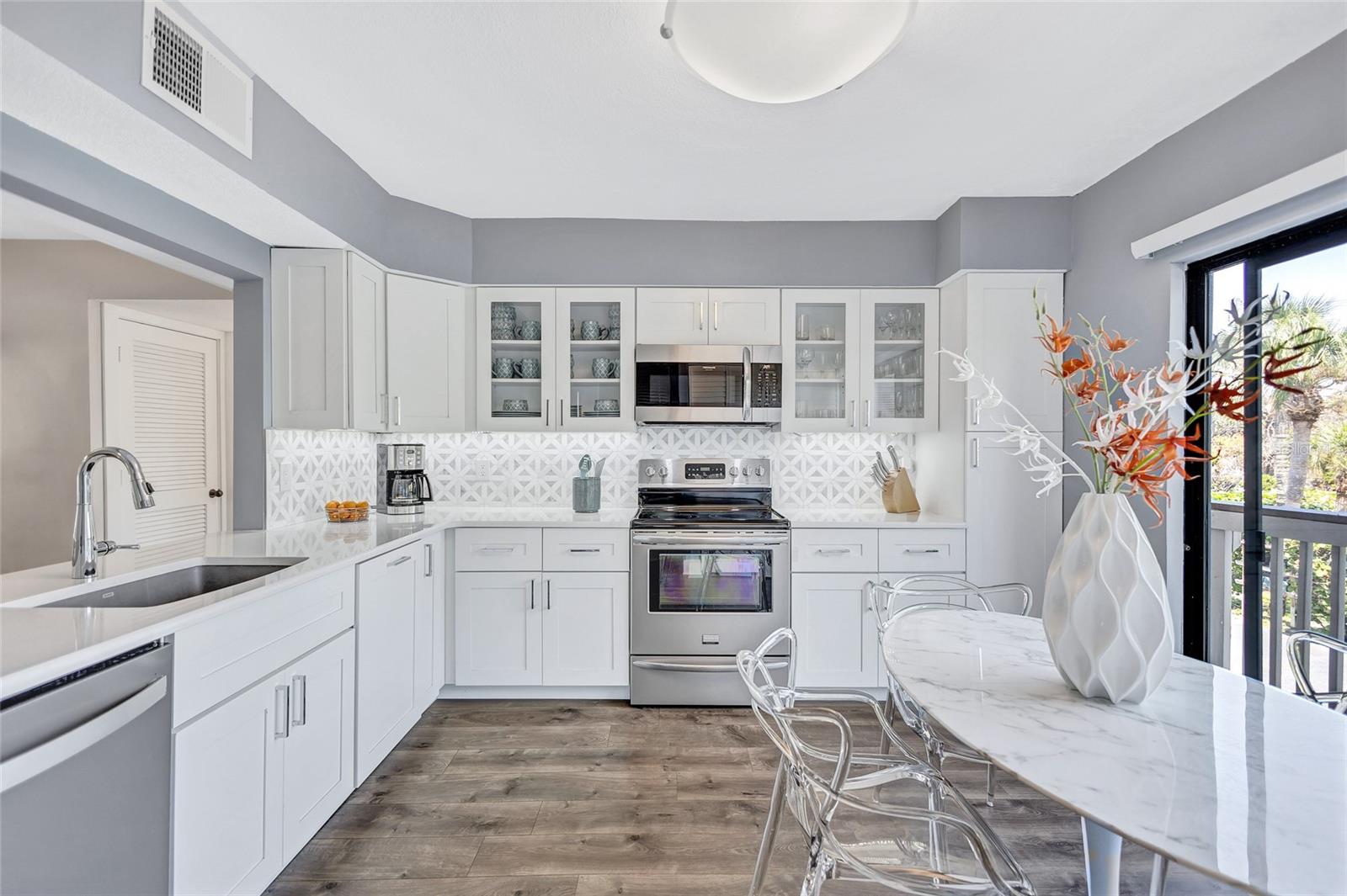 1155 LAKE HOUSE CIR #C119, SARASOTA, FL, 34242