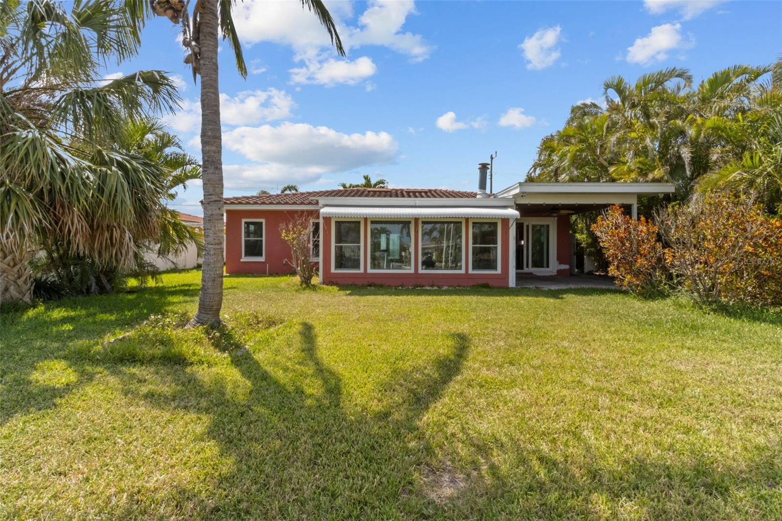543 CRYSTAL DR, MADEIRA BEACH, FL, 33708
