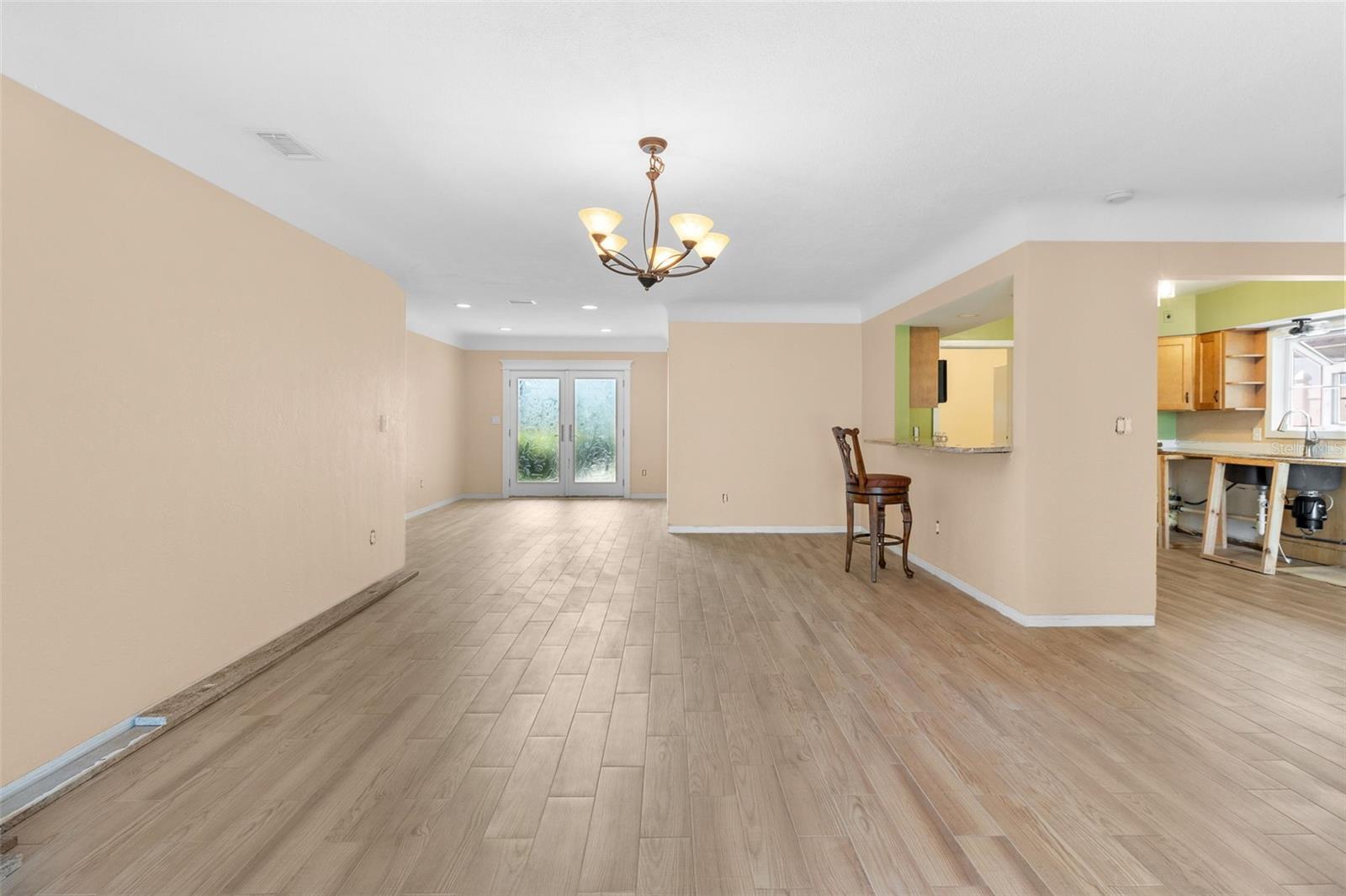 543 CRYSTAL DR, MADEIRA BEACH, FL, 33708