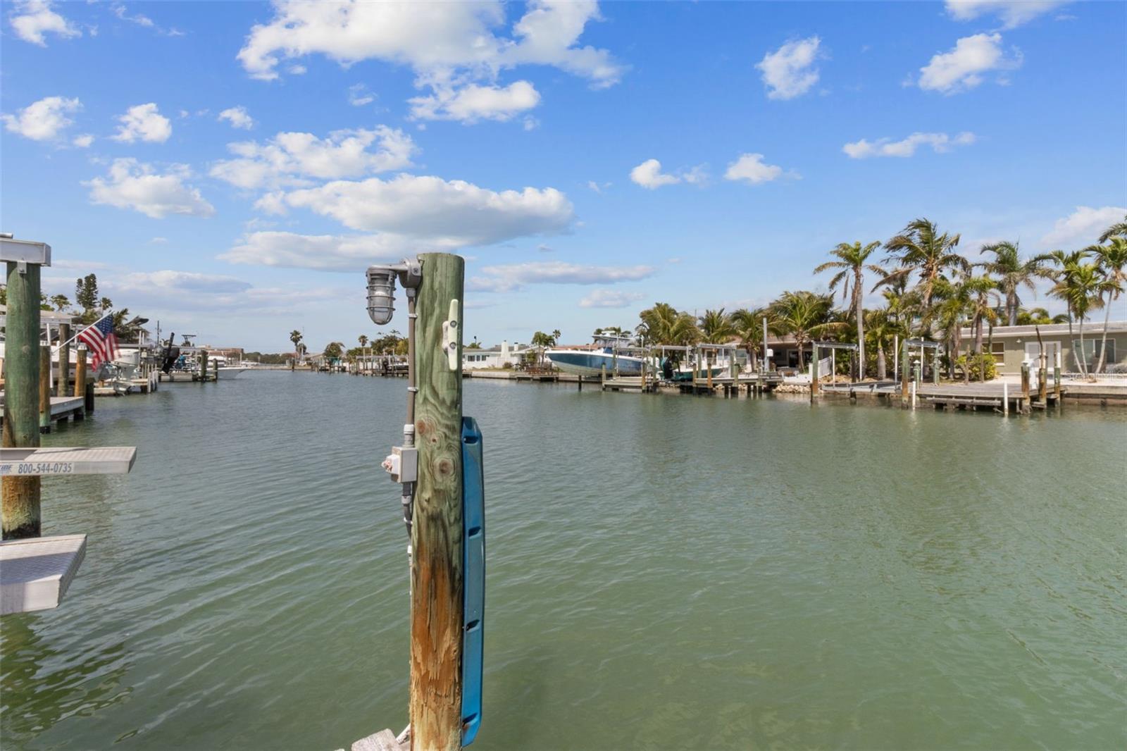 543 CRYSTAL DR, MADEIRA BEACH, FL, 33708