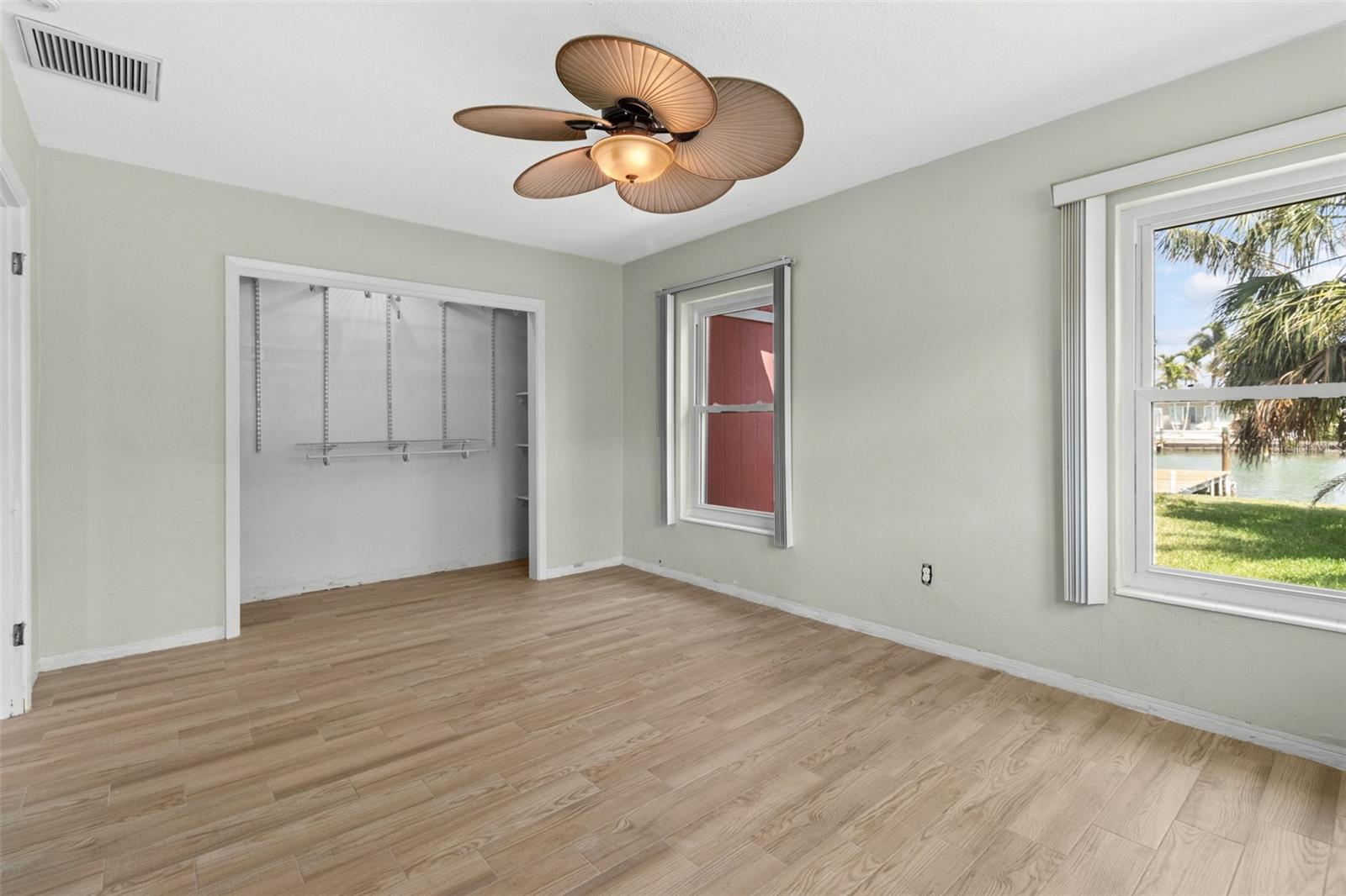 543 CRYSTAL DR, MADEIRA BEACH, FL, 33708