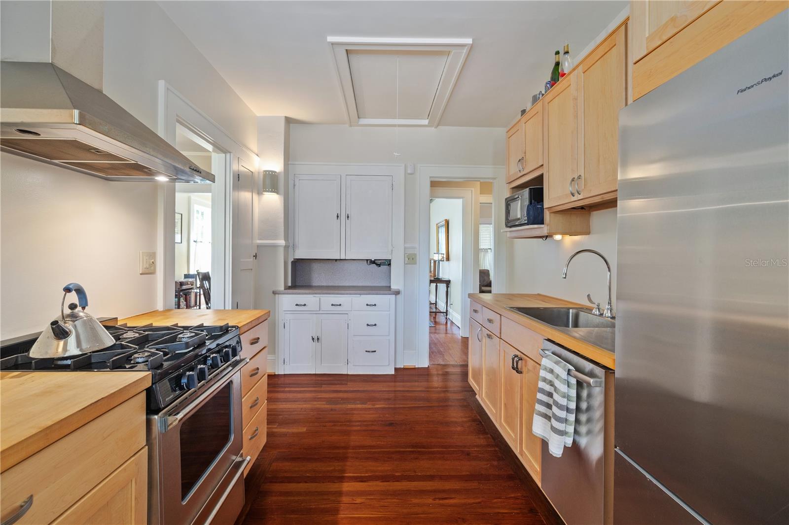 2435 4TH AVE N, ST PETERSBURG, FL, 33713