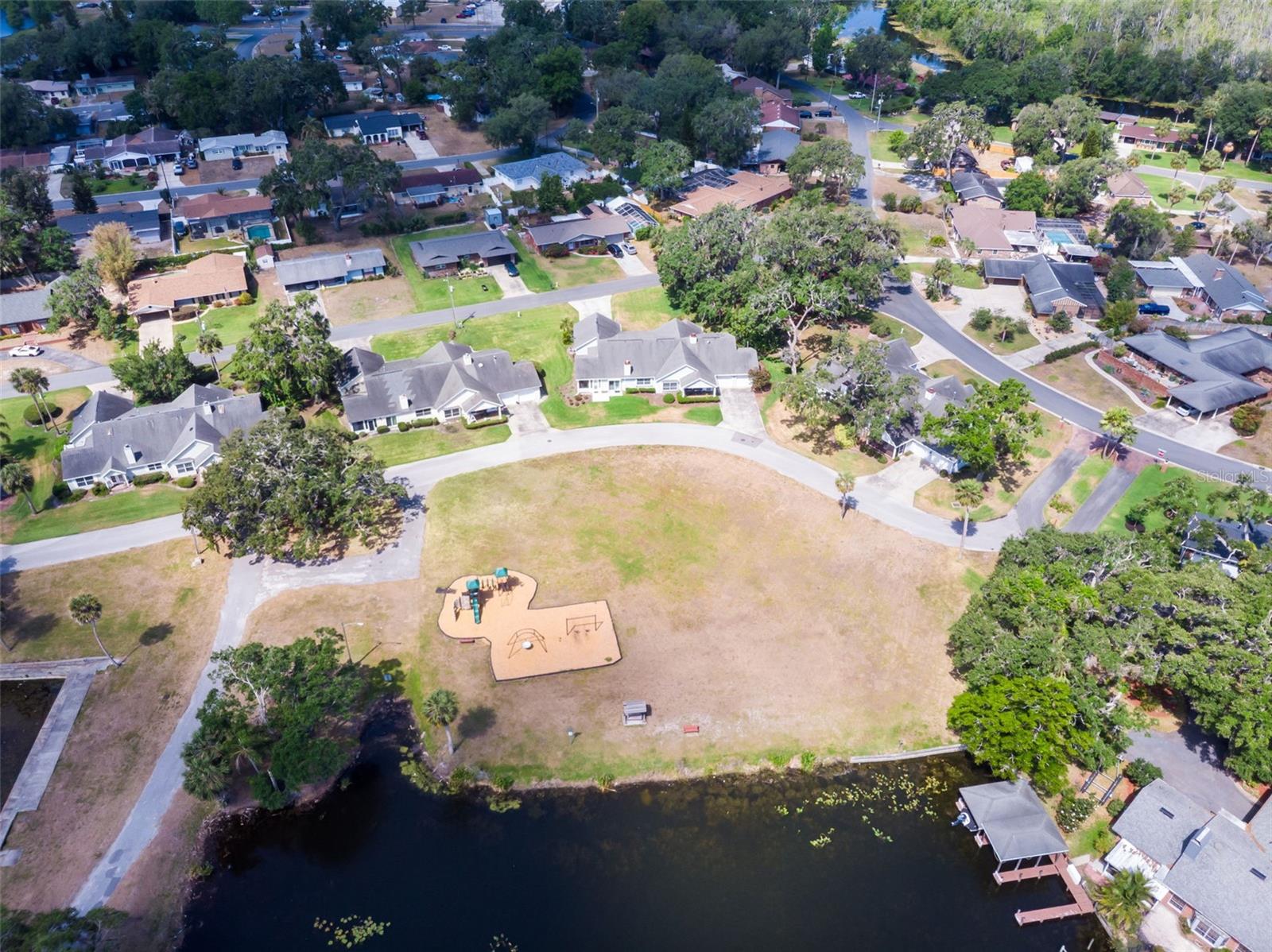 1350 MOSSWOOD DR, LEESBURG, FL, 34748