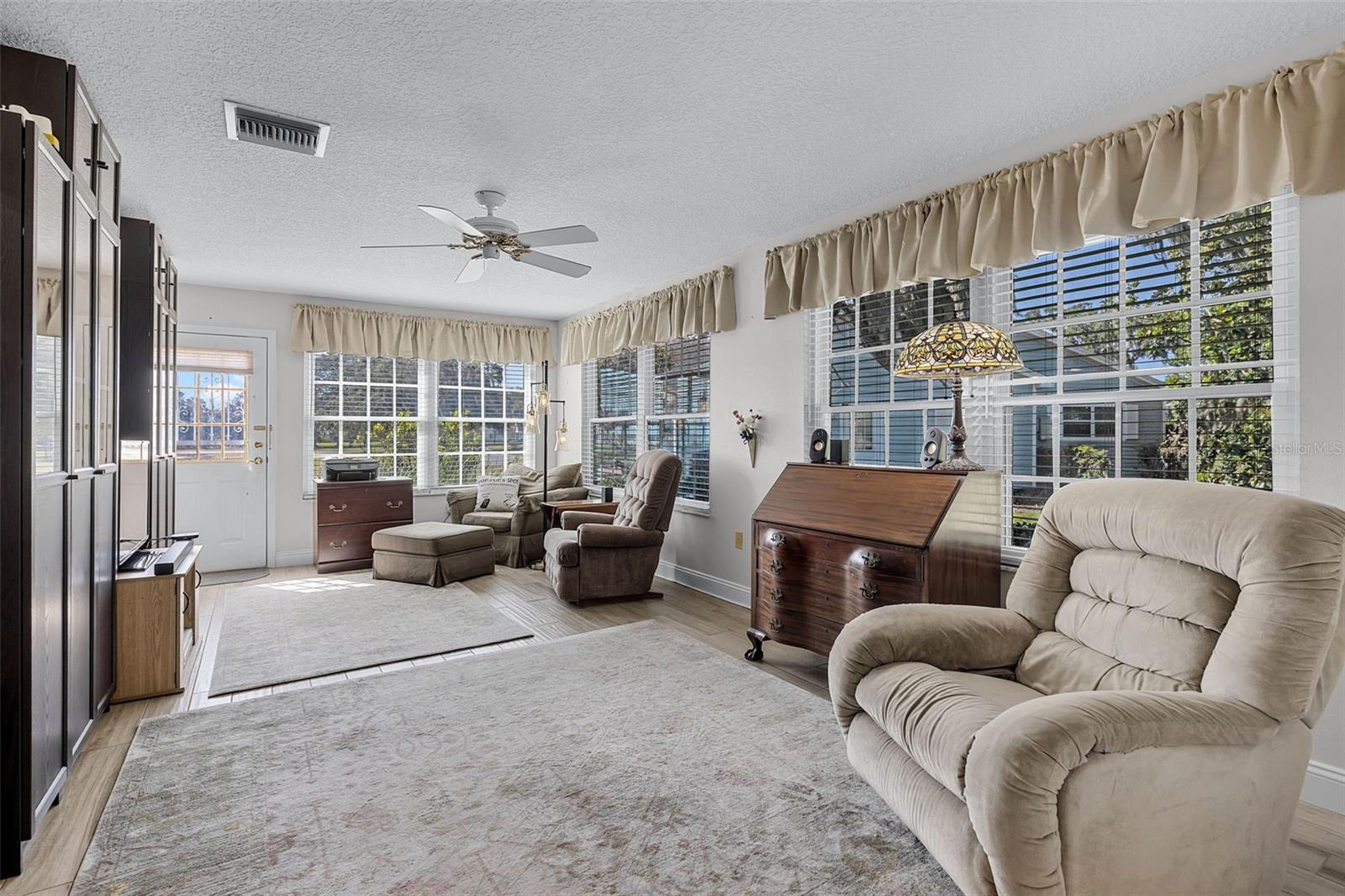 1350 MOSSWOOD DR, LEESBURG, FL, 34748