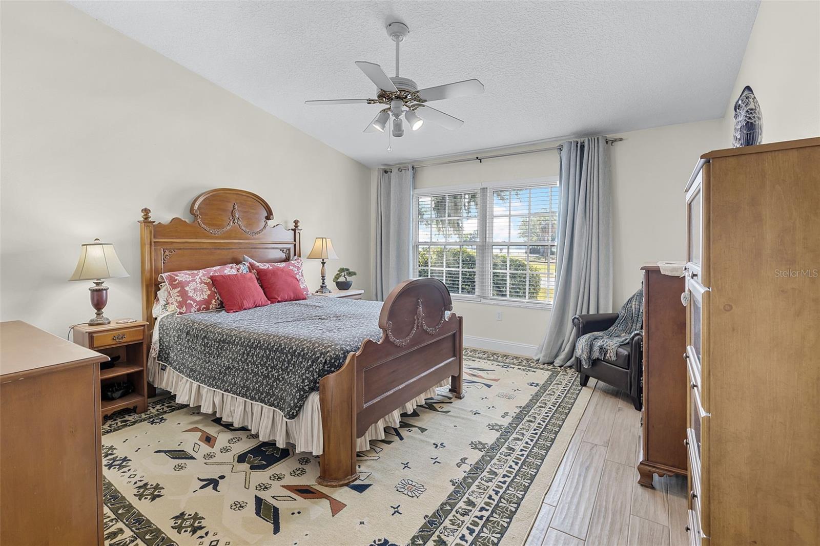 1350 MOSSWOOD DR, LEESBURG, FL, 34748